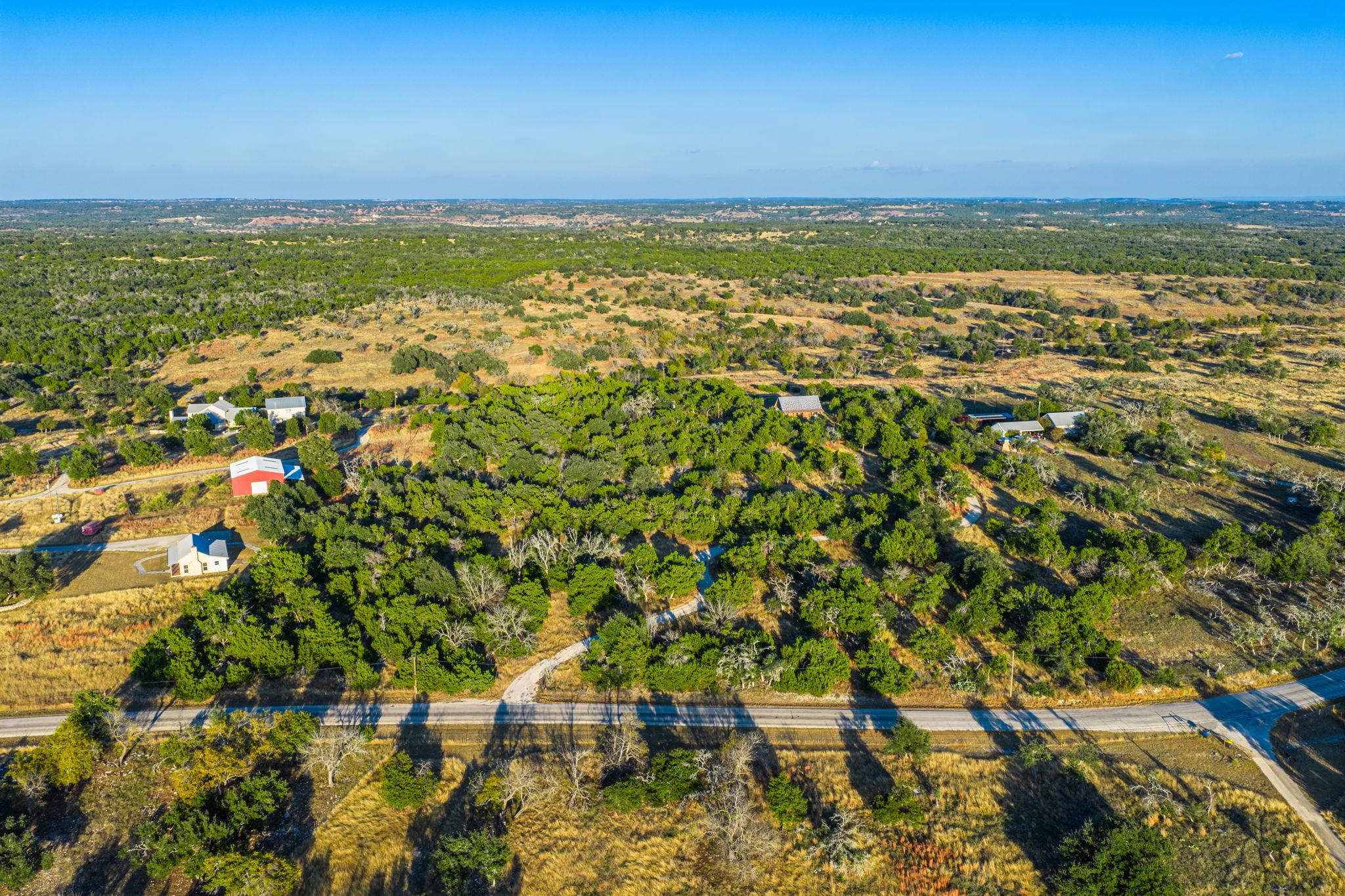716 Reeh Weinheimer Rd, Fredericksburg, TX 78624