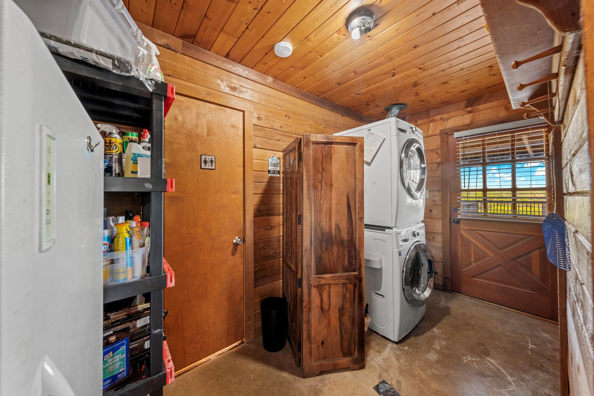 716 Reeh Weinheimer Rd, Fredericksburg, TX 78624