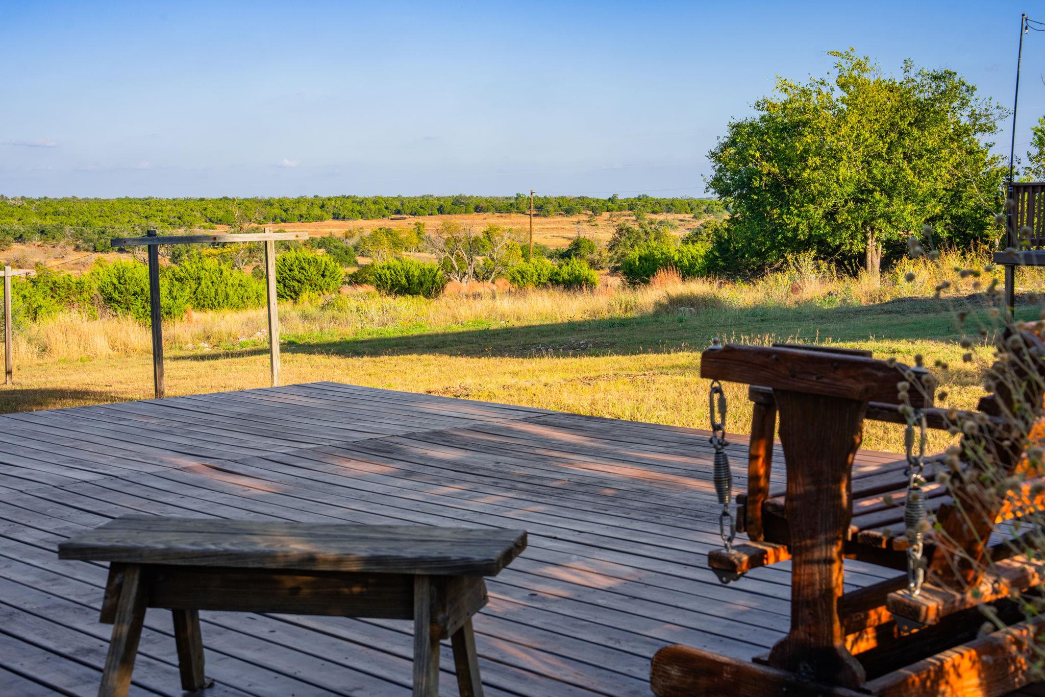 716 Reeh Weinheimer Rd, Fredericksburg, TX 78624