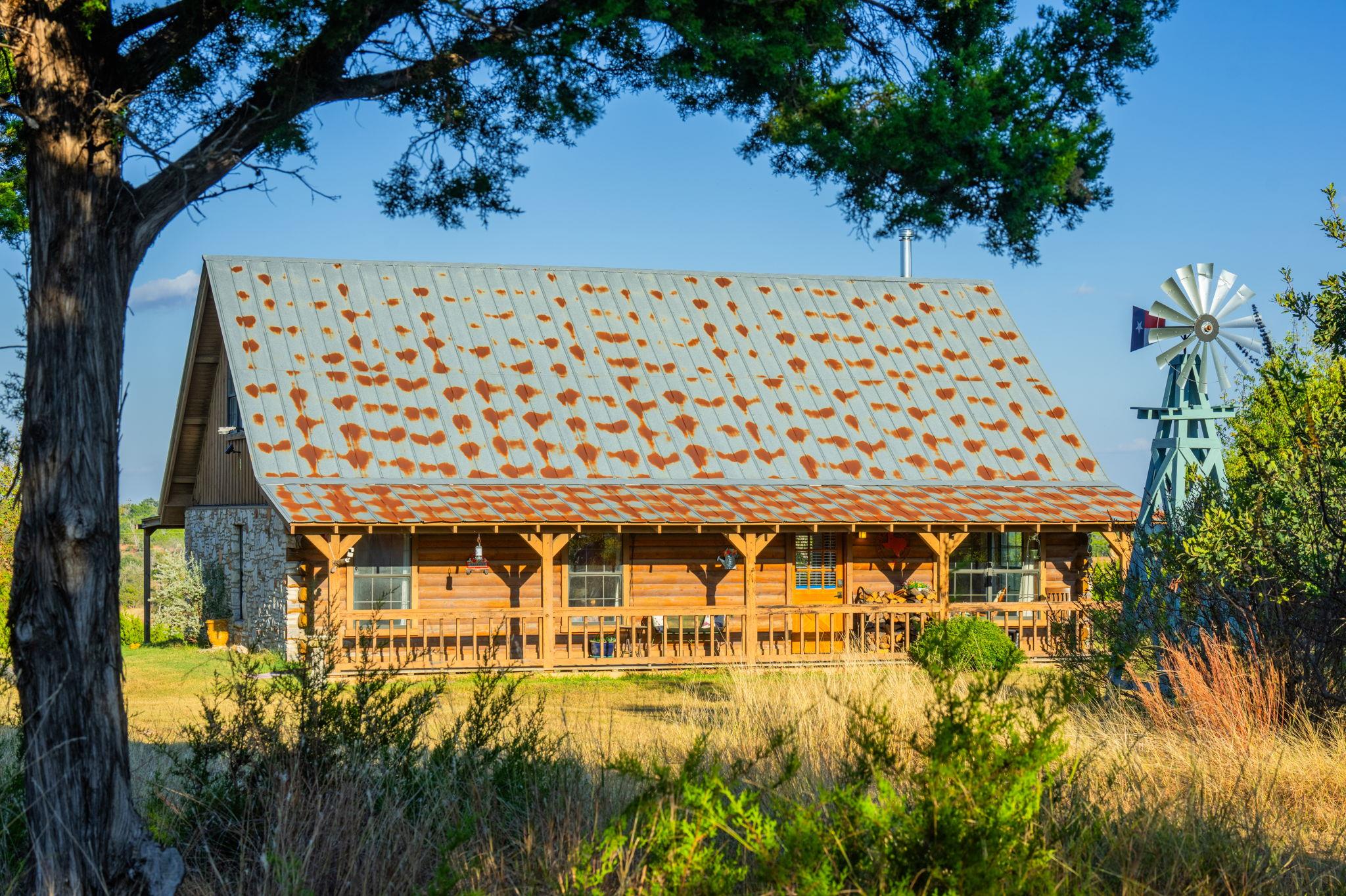 716 Reeh Weinheimer Rd, Fredericksburg, TX 78624