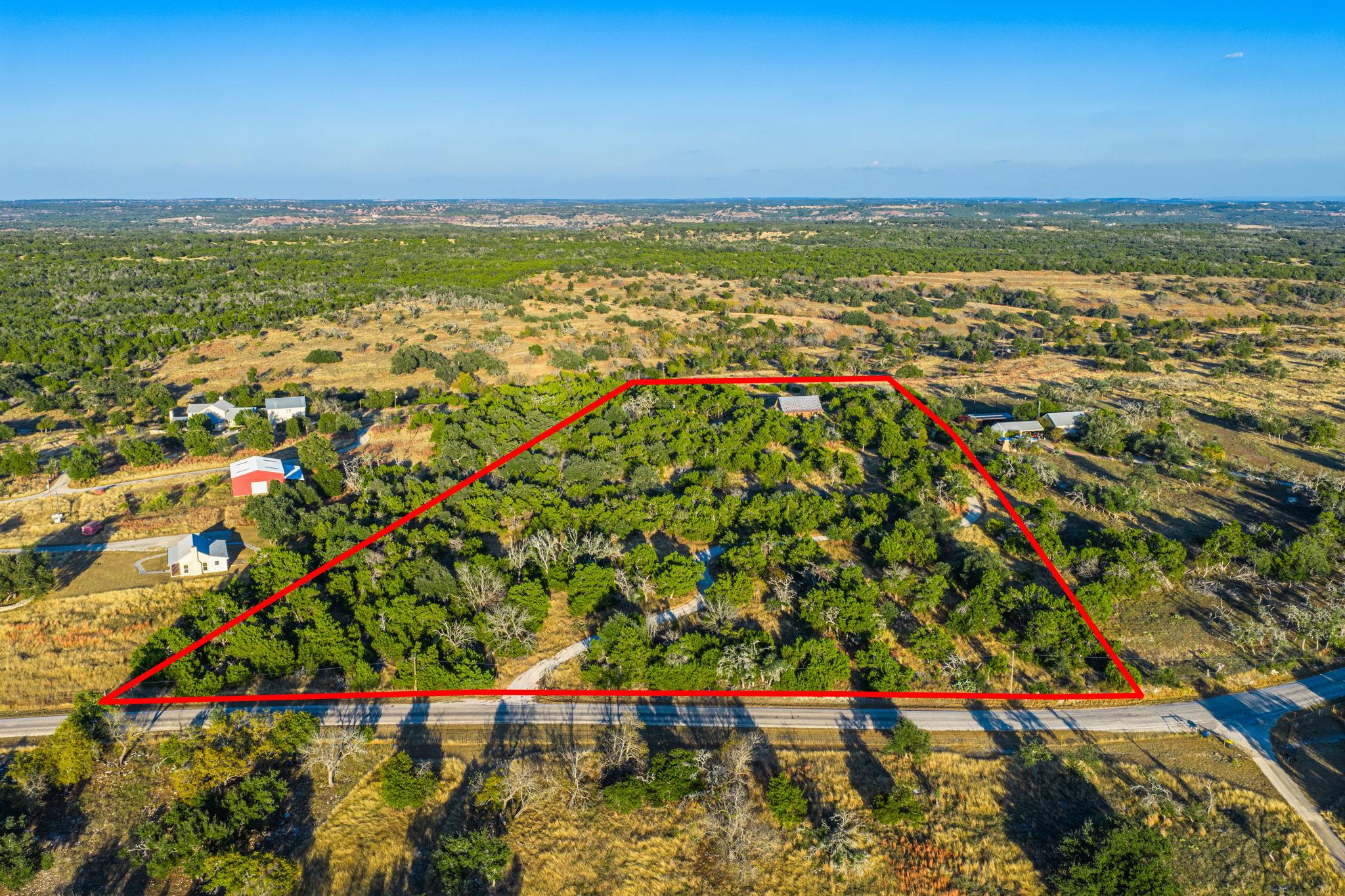 716 Reeh Weinheimer Rd, Fredericksburg, TX 78624