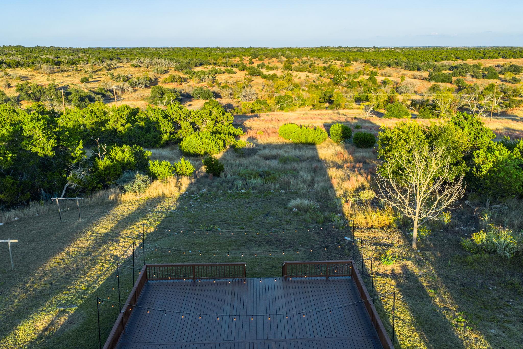 716 Reeh Weinheimer Rd, Fredericksburg, TX 78624