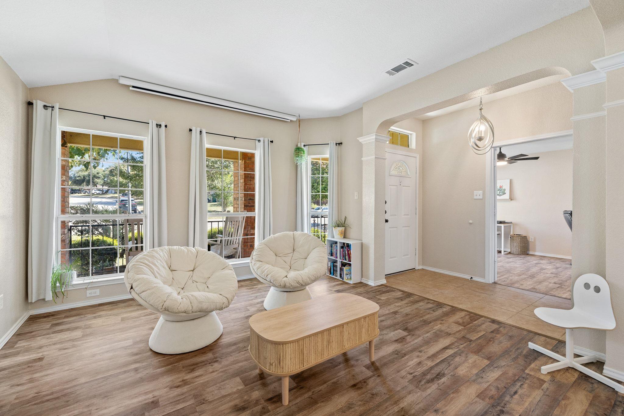 210 W Iowa Dr, Harker Heights, TX 76548