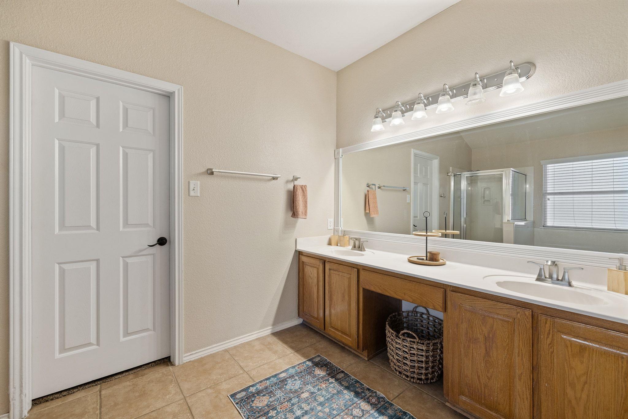 210 W Iowa Dr, Harker Heights, TX 76548