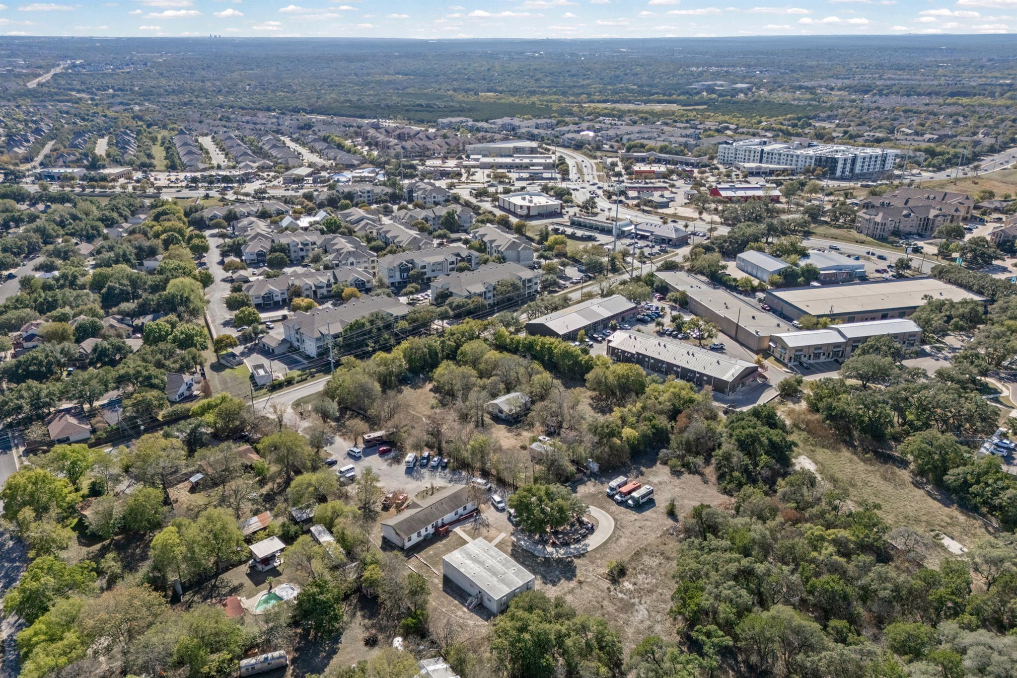 612 Ralph Ablanedo Dr, Austin, TX 78748