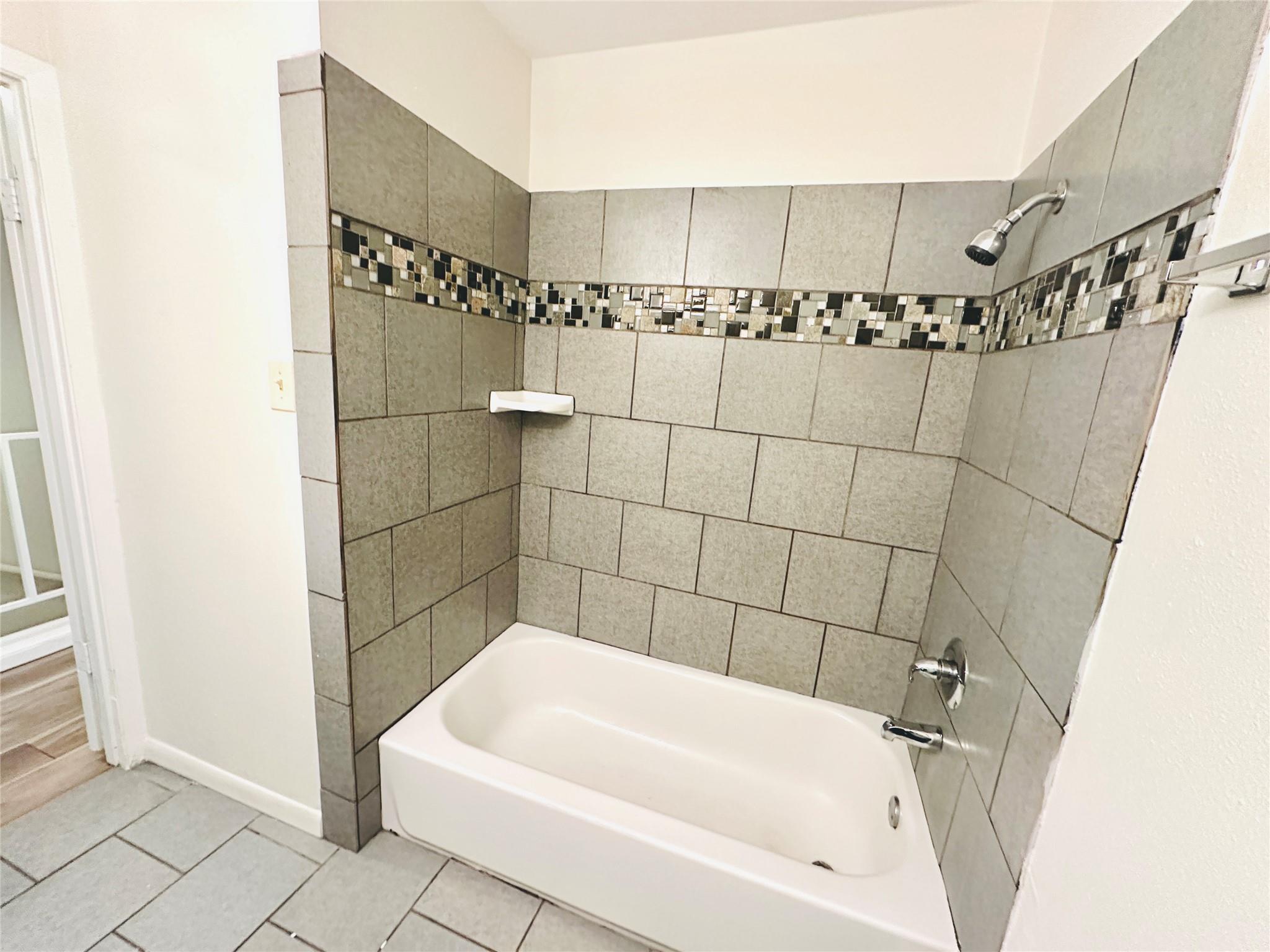 3822 Southway Dr # 103, Austin, TX 78704