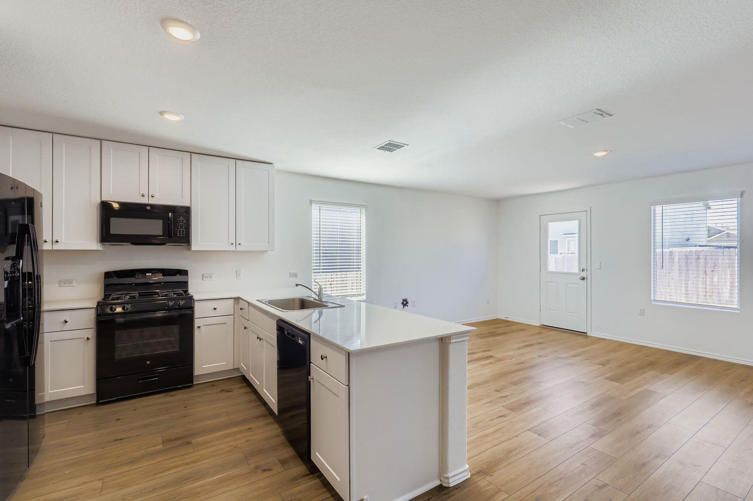 14412 Nini Cv, Pflugerville, TX 78660