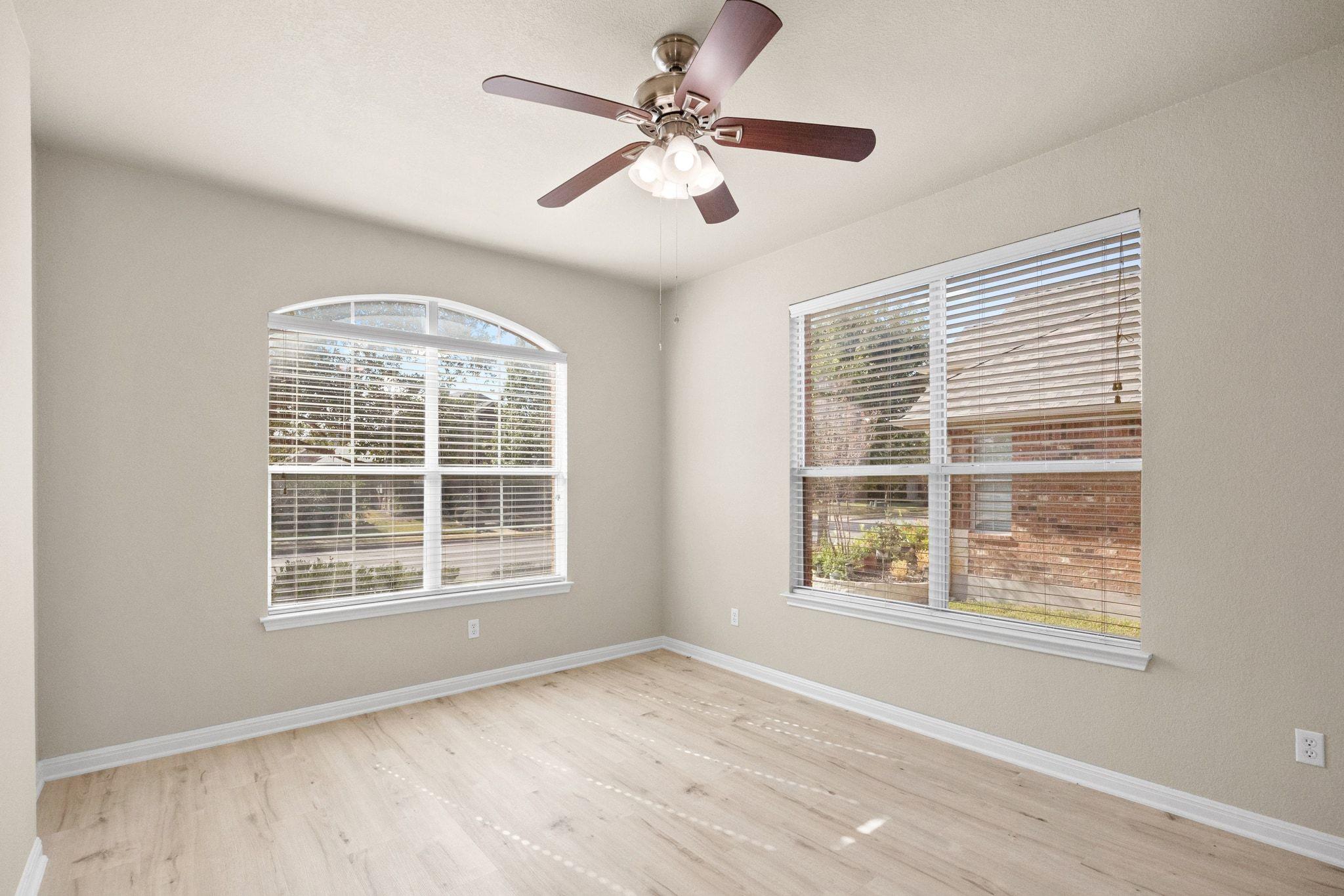 13713 Glen Mark Dr, Manor, TX 78653