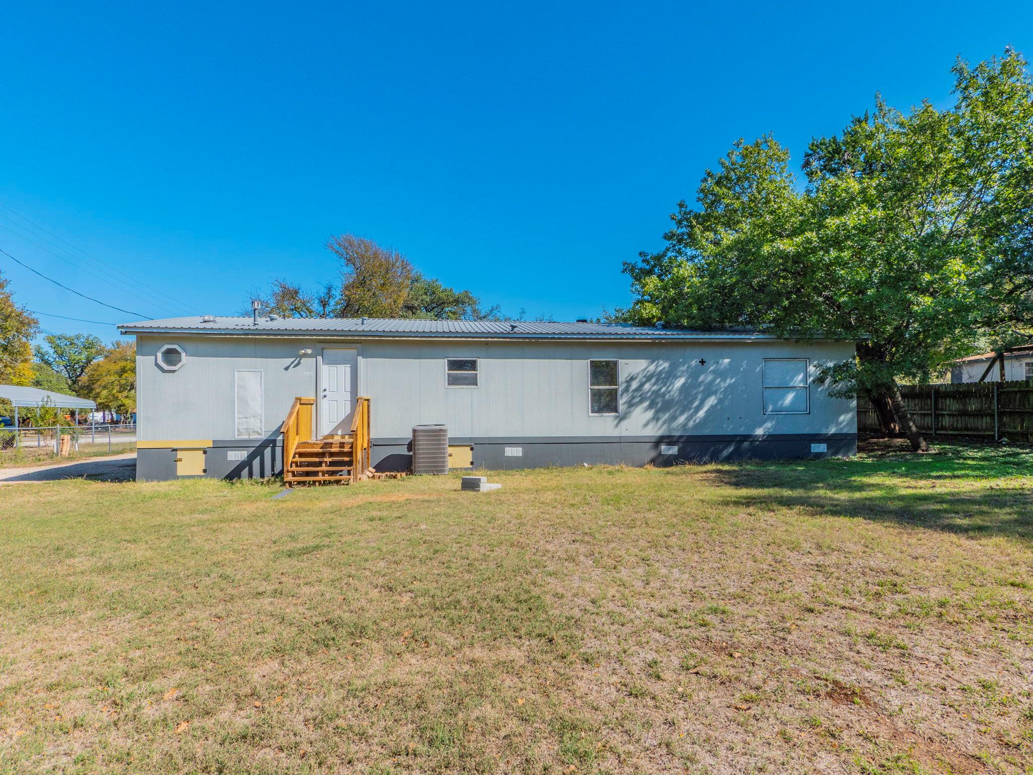 301 N Buffalo Ave, Cedar Park, TX 78613