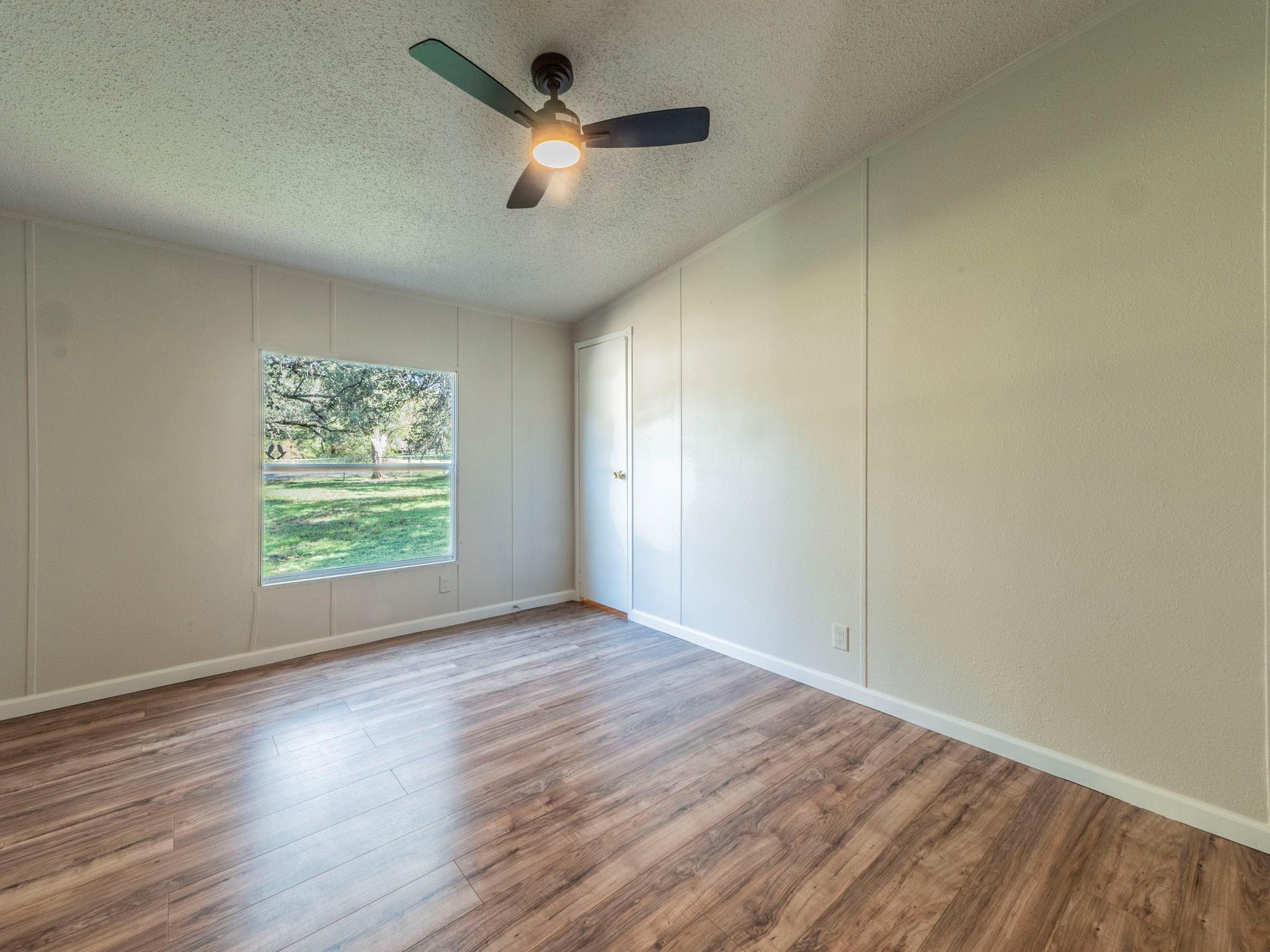 301 N Buffalo Ave, Cedar Park, TX 78613