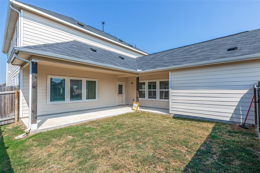 200 Oldbridge Dr, Hutto, TX 78634