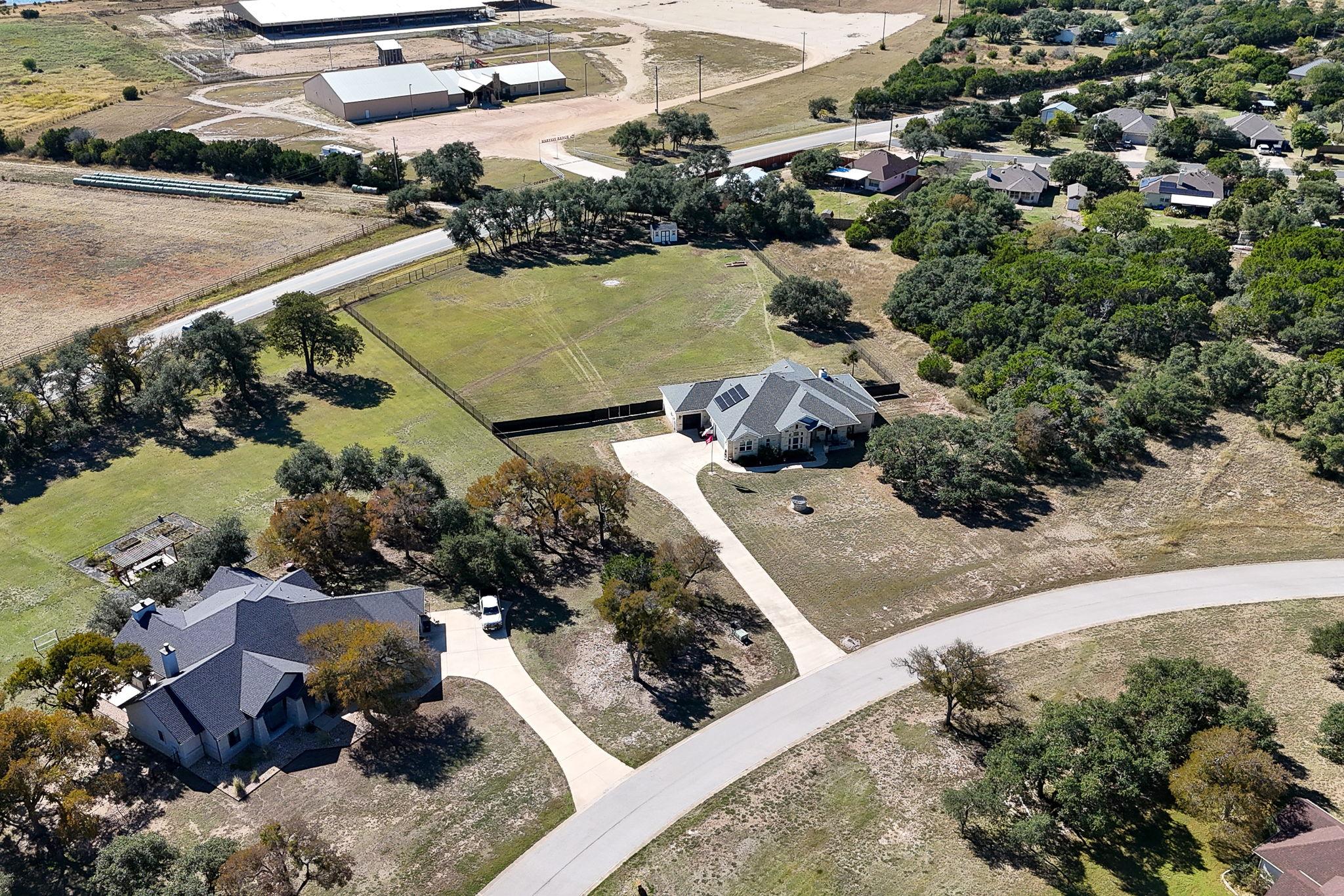 217 Oak Hill Dr, Liberty Hill, TX 78642