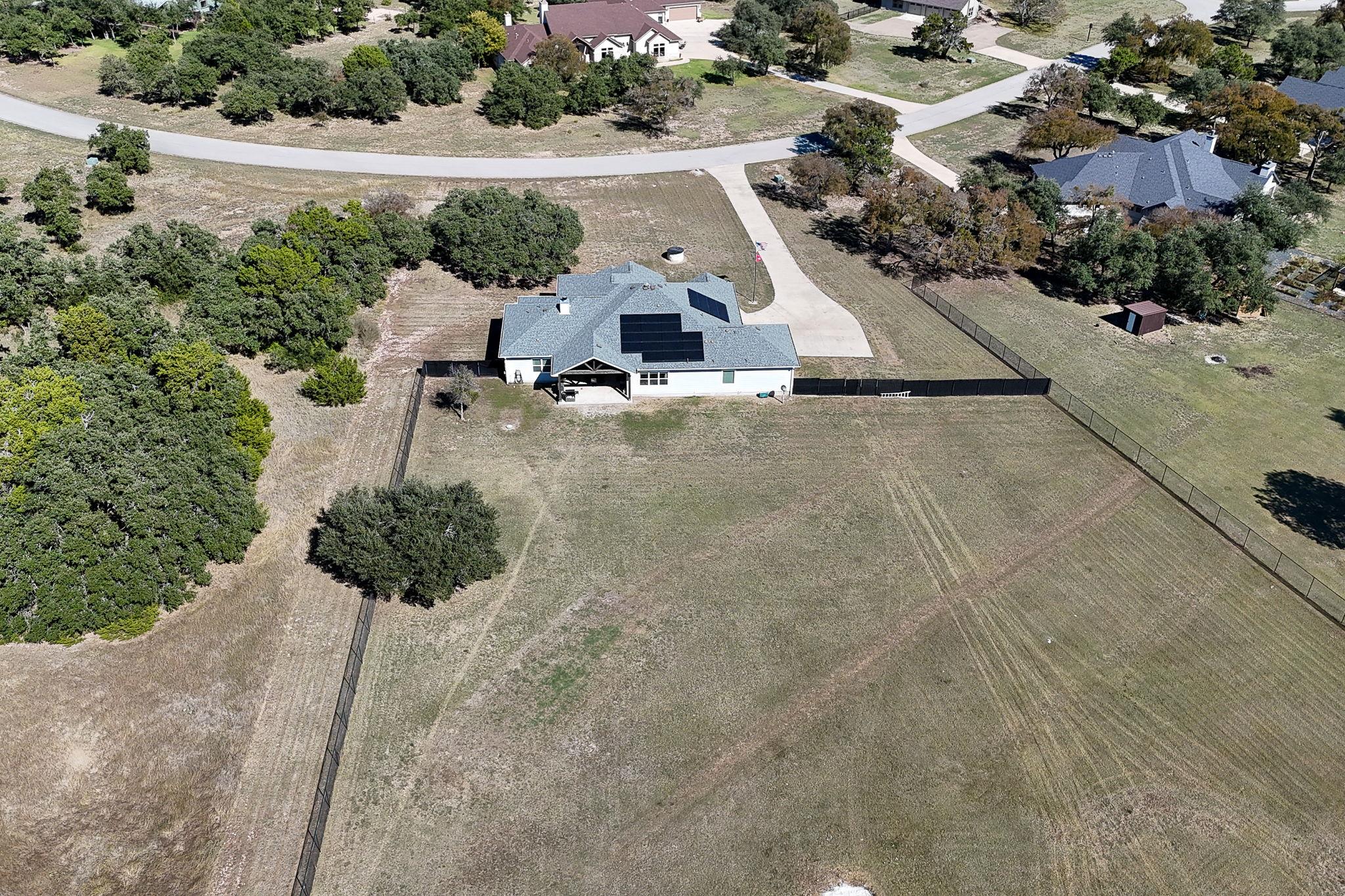 217 Oak Hill Dr, Liberty Hill, TX 78642