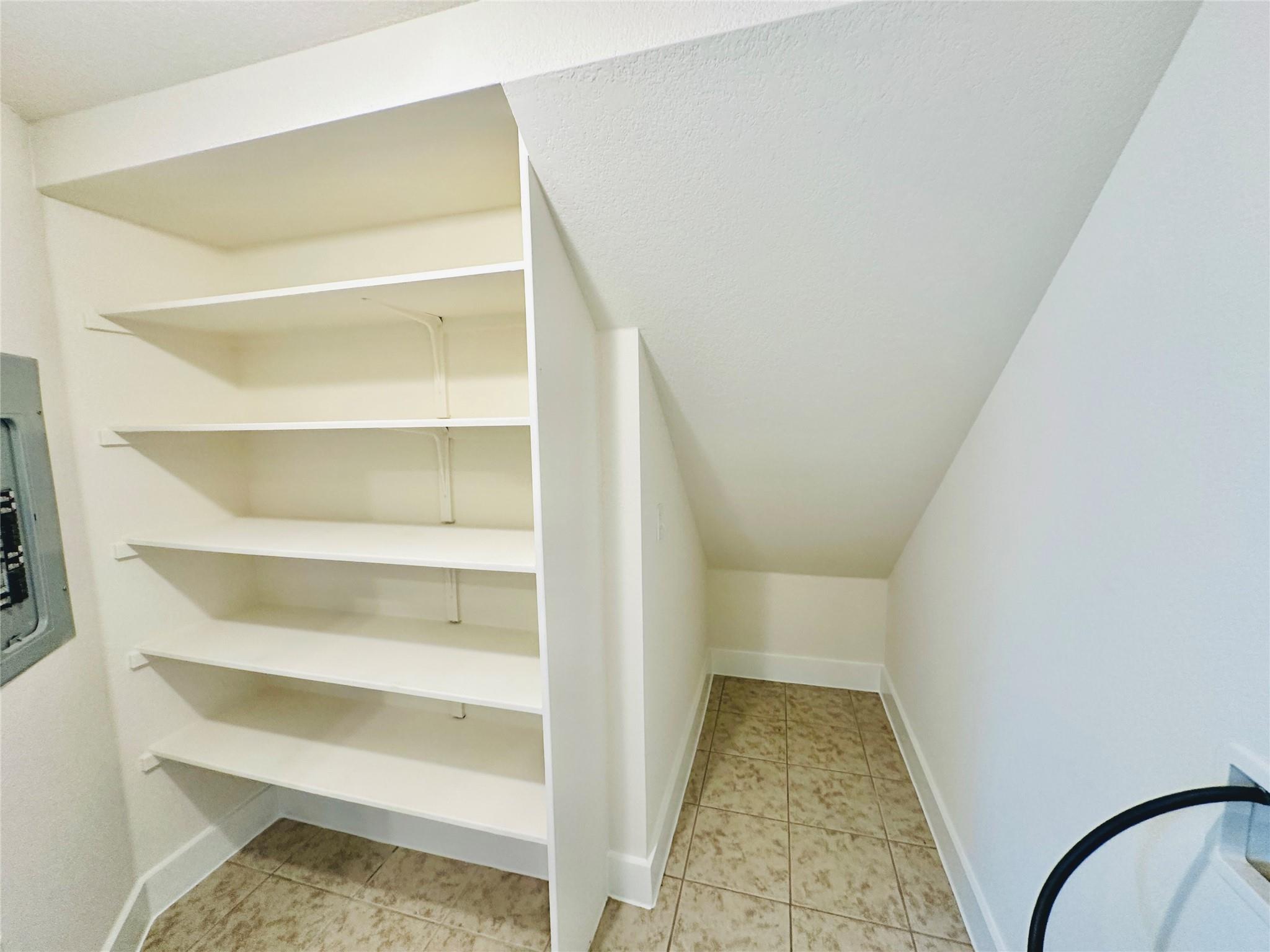 2216 Creekside Ln # D, Georgetown, TX 78626