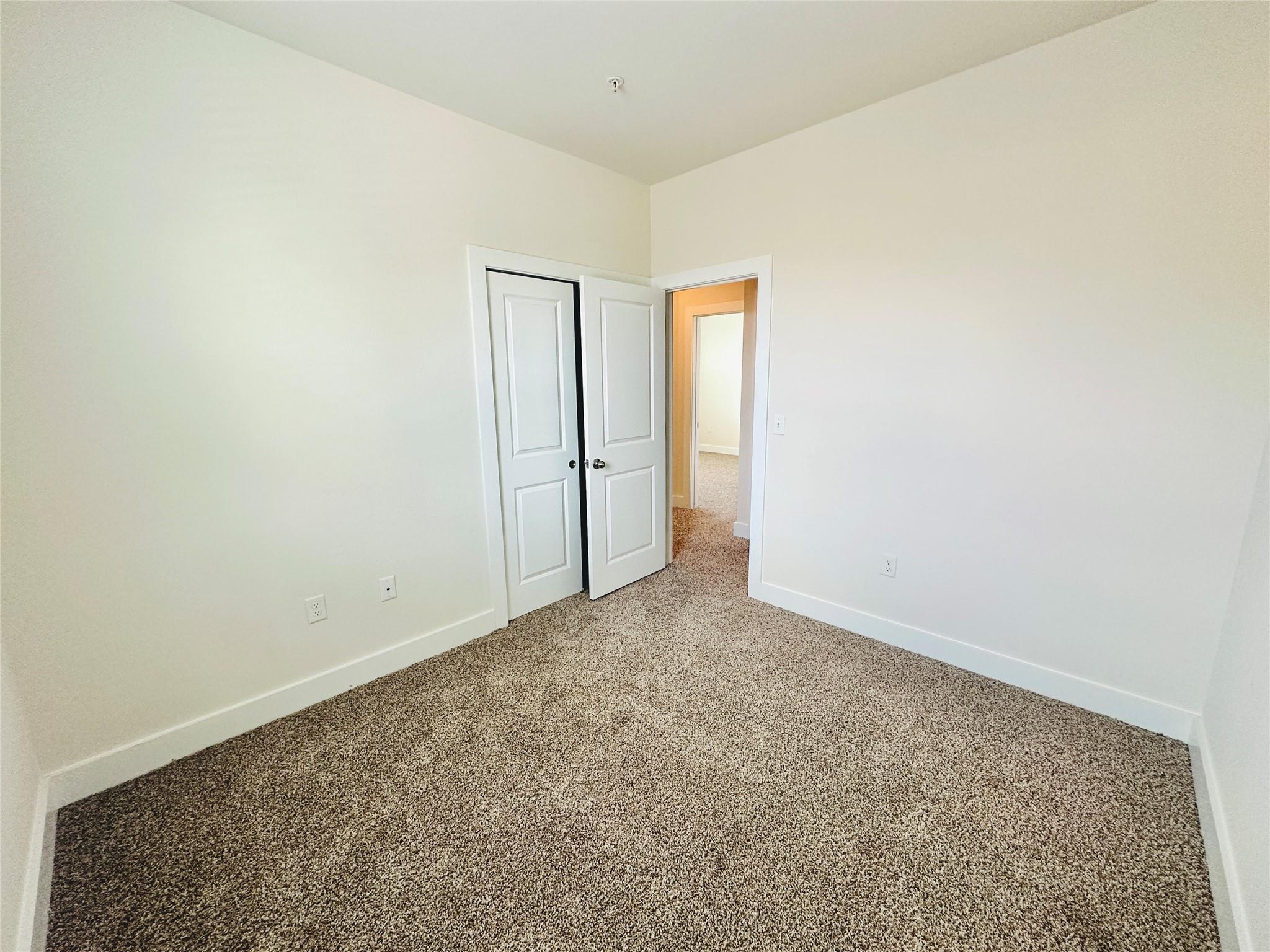 2216 Creekside Ln # D, Georgetown, TX 78626