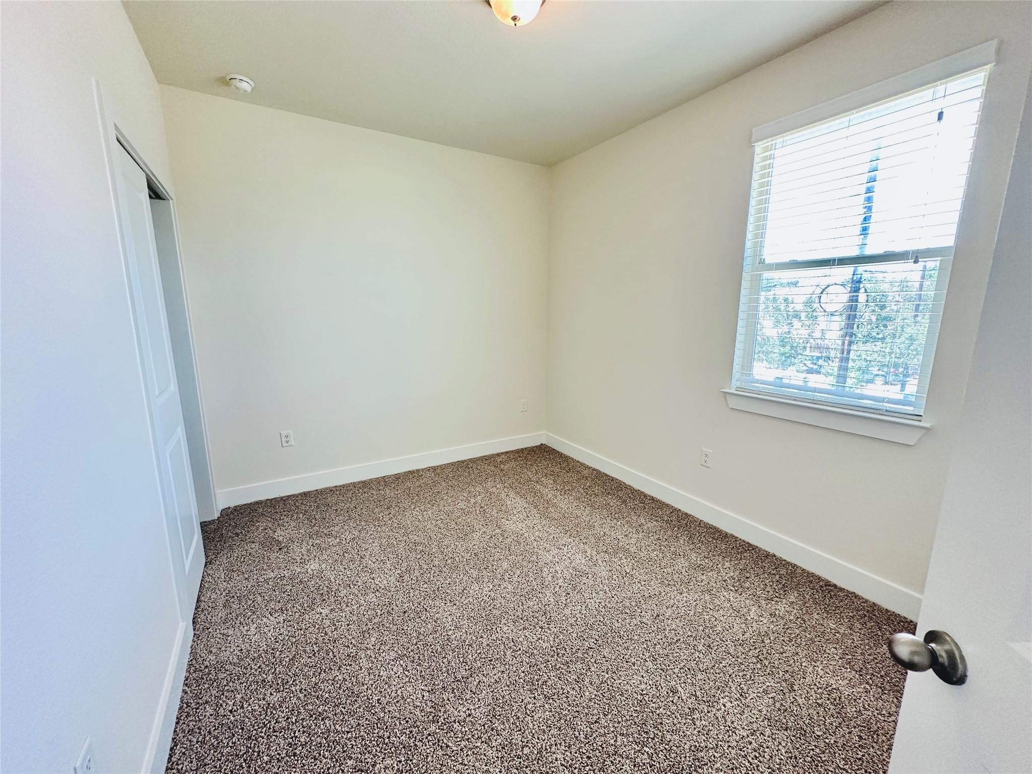 2216 Creekside Ln # D, Georgetown, TX 78626