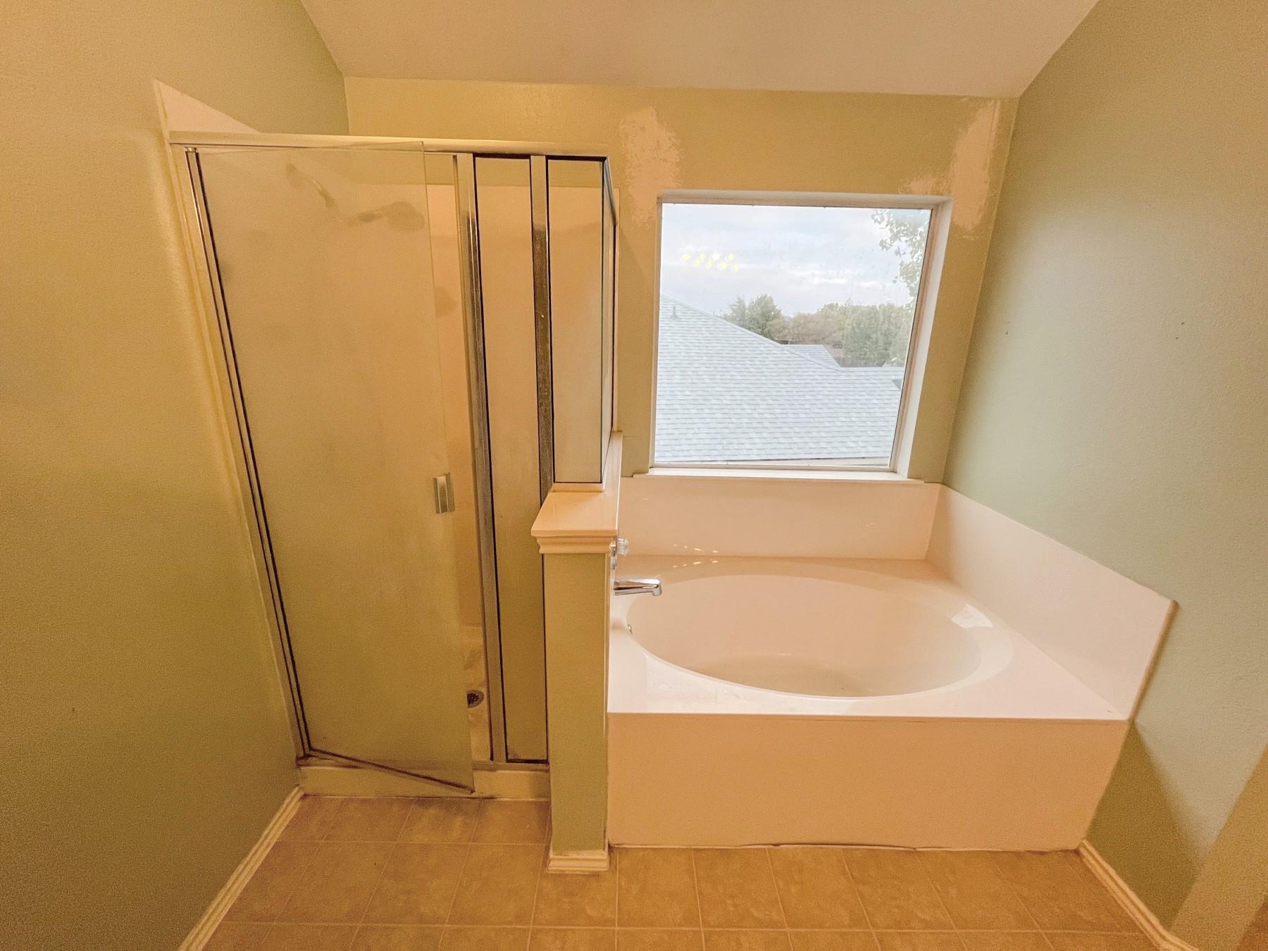 231 Kerley Dr, Hutto, TX 78634