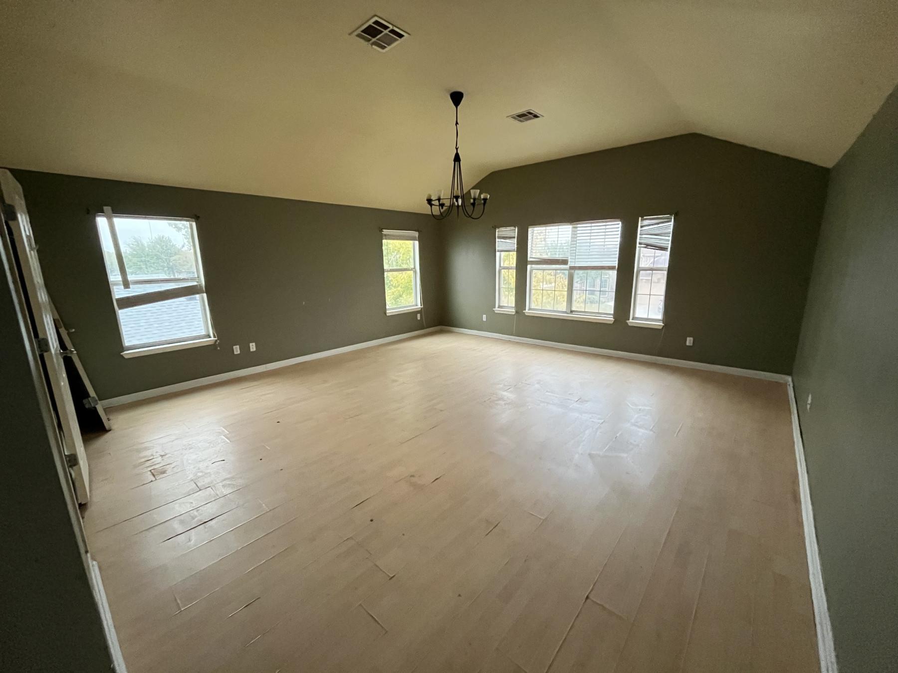 231 Kerley Dr, Hutto, TX 78634