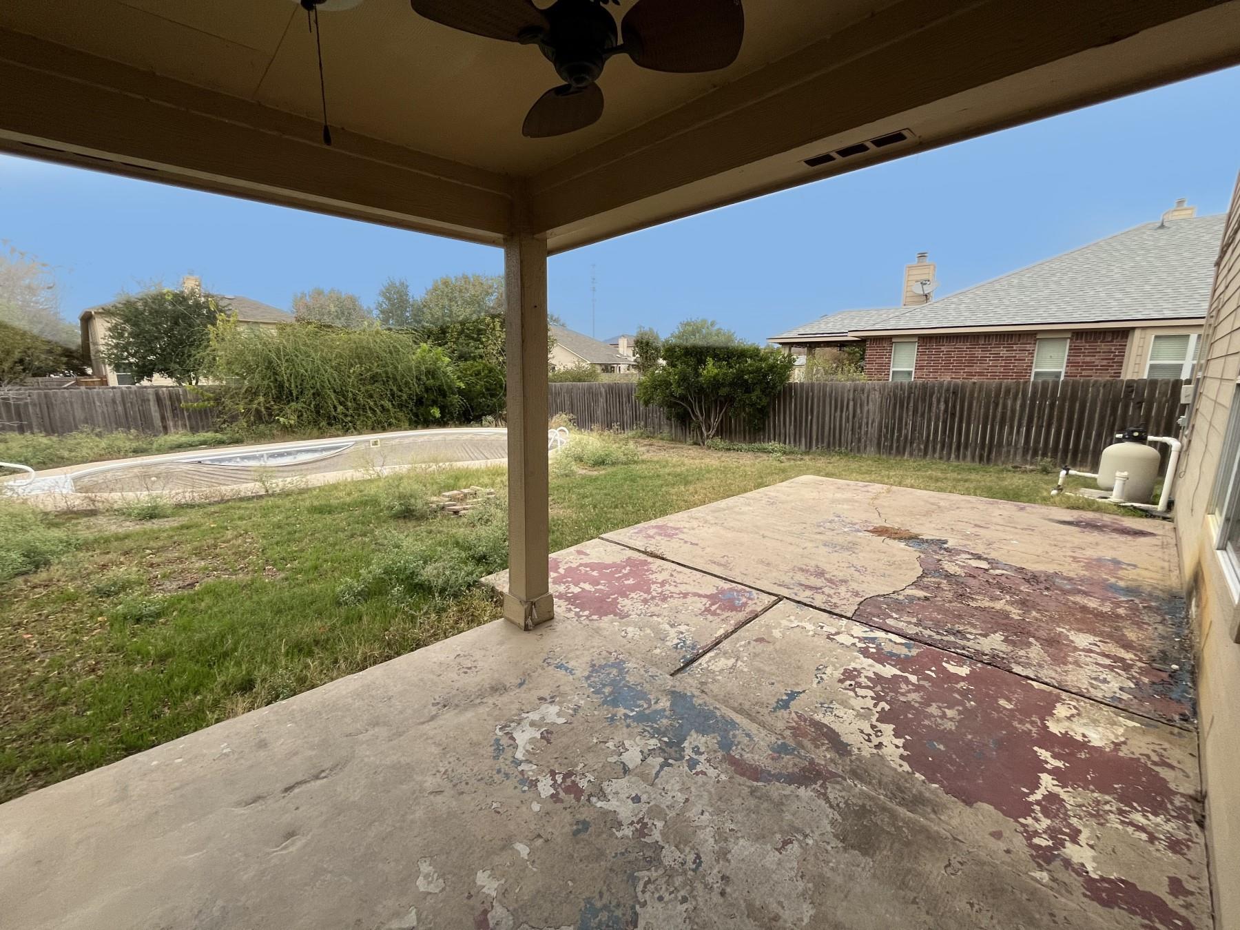 231 Kerley Dr, Hutto, TX 78634