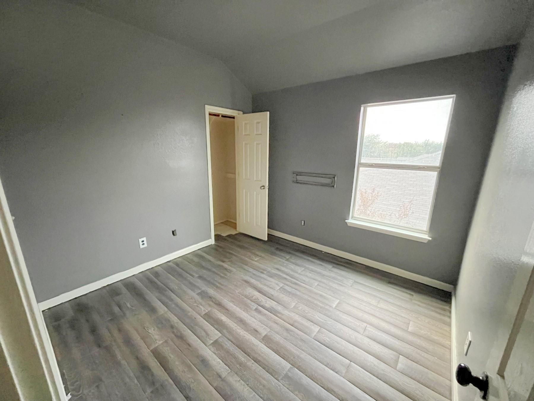 231 Kerley Dr, Hutto, TX 78634