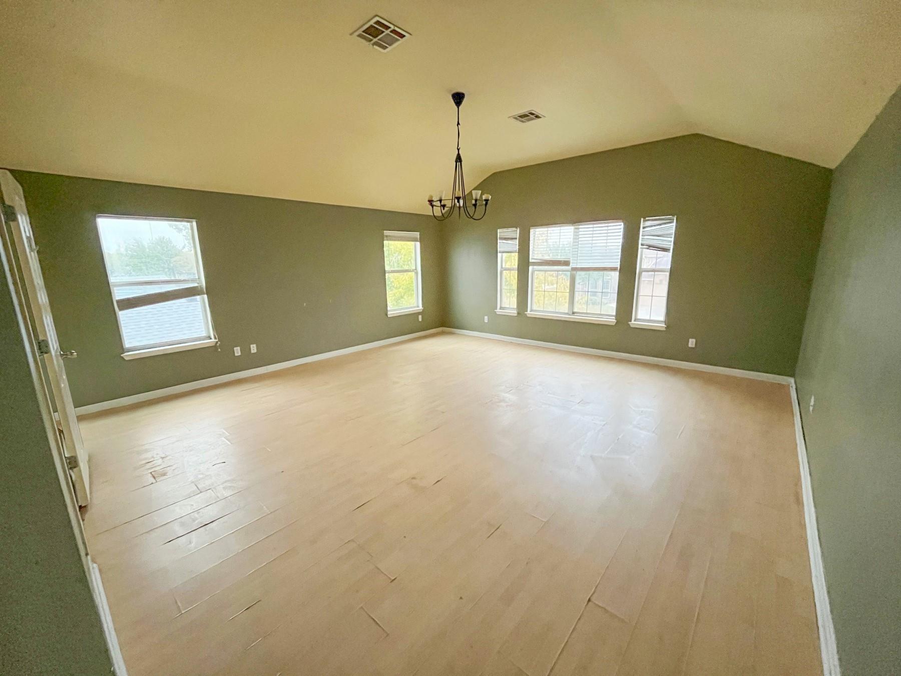 231 Kerley Dr, Hutto, TX 78634