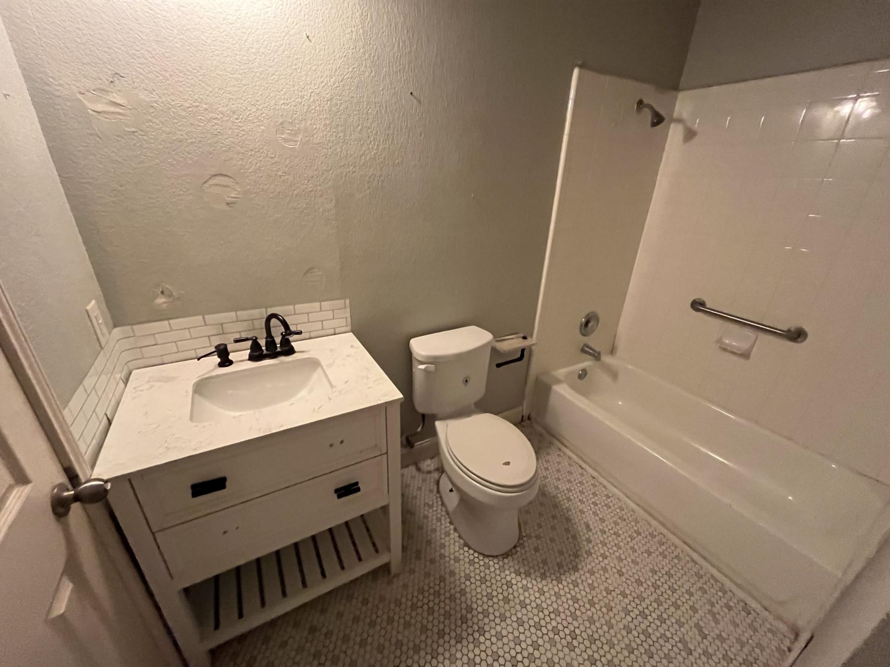 231 Kerley Dr, Hutto, TX 78634