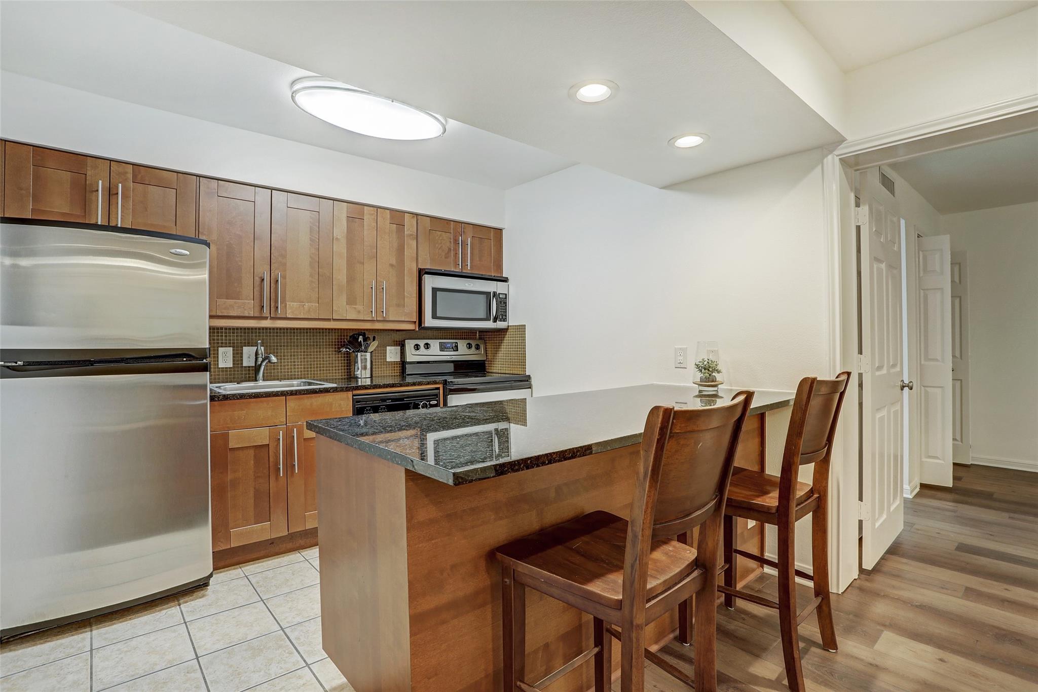 7685 Northcross Dr # 426, Austin, TX 78757