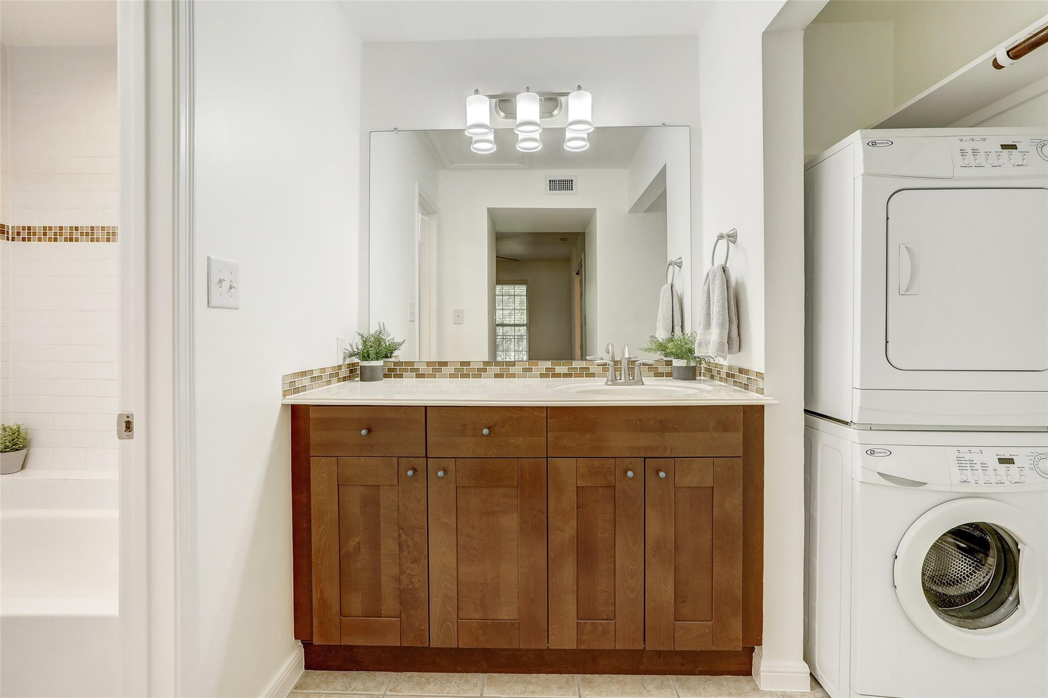 7685 Northcross Dr # 426, Austin, TX 78757