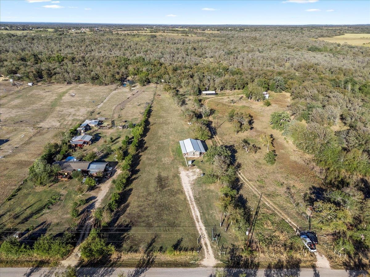 4339 Pettytown Rd, Dale, TX 78616
