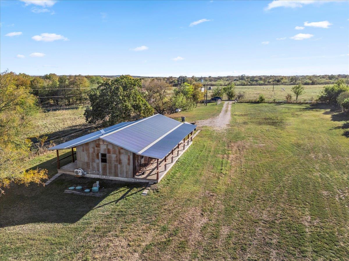 4339 Pettytown Rd, Dale, TX 78616