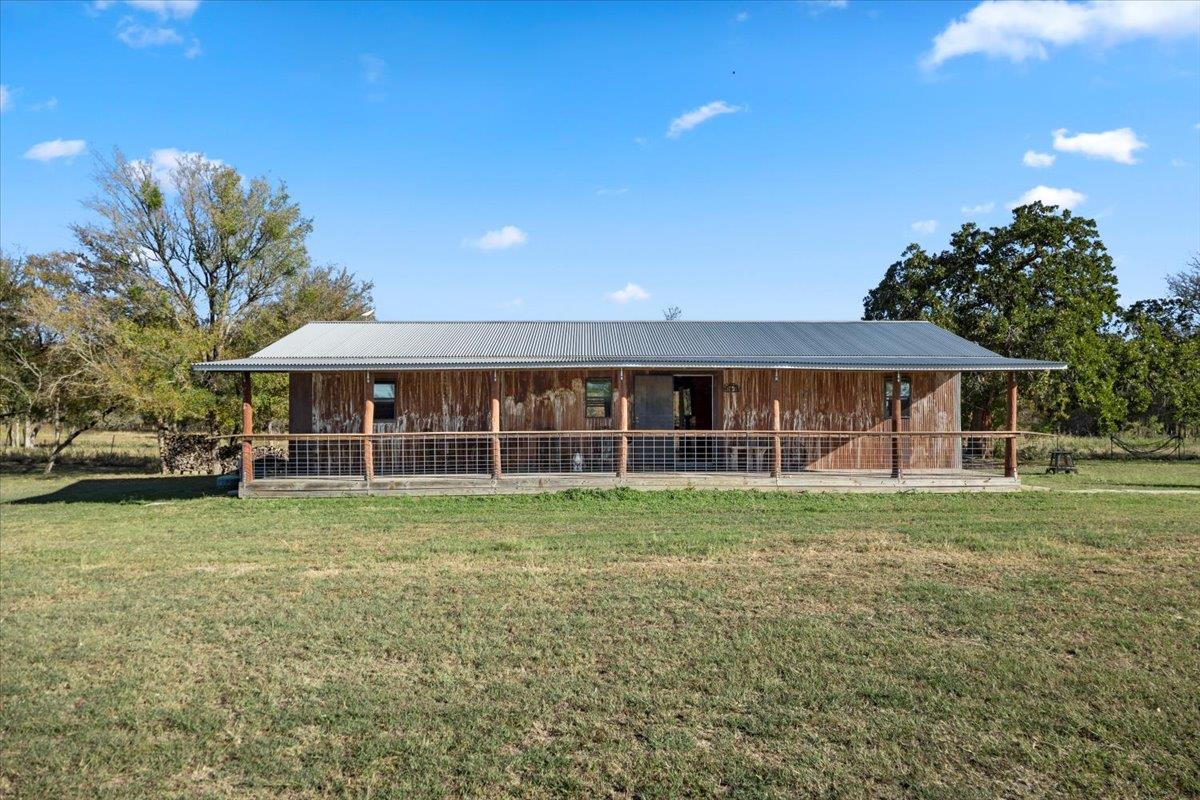 4339 Pettytown Rd, Dale, TX 78616