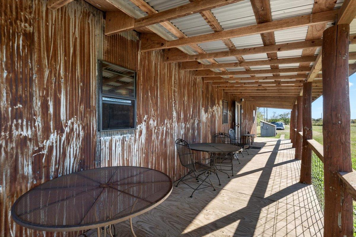 4339 Pettytown Rd, Dale, TX 78616