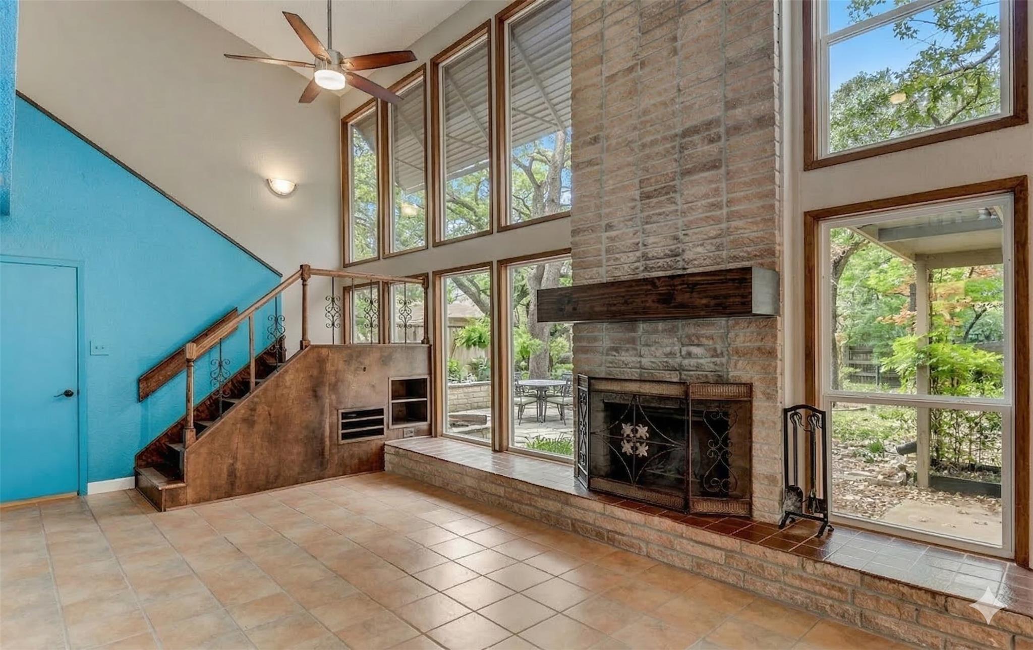 166 Tahitian Dr, Bastrop, TX 78602