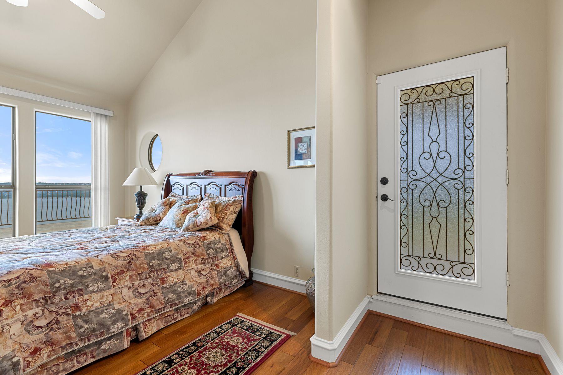 12600 Lyndon Dr, Austin, TX 78732