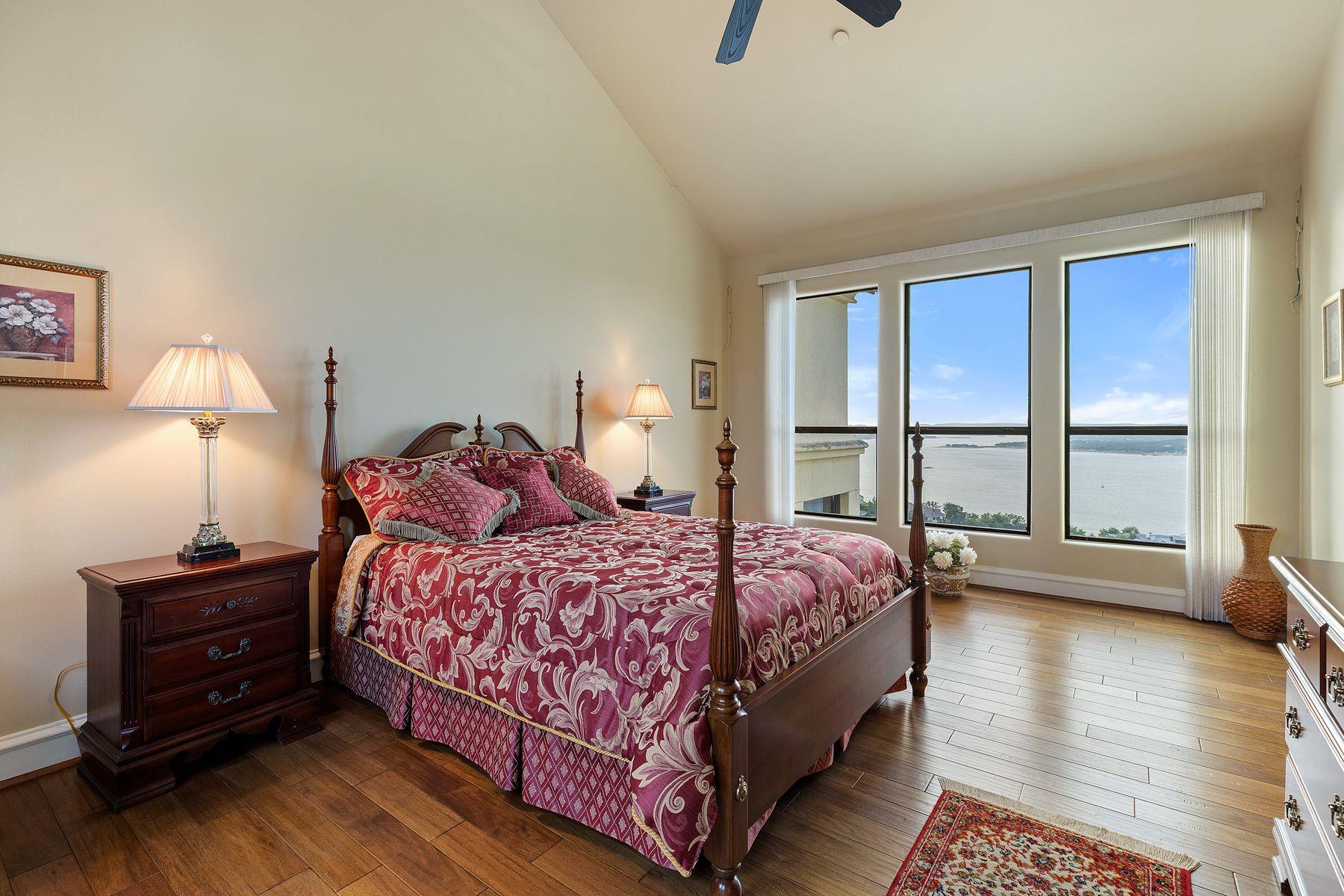 12600 Lyndon Dr, Austin, TX 78732