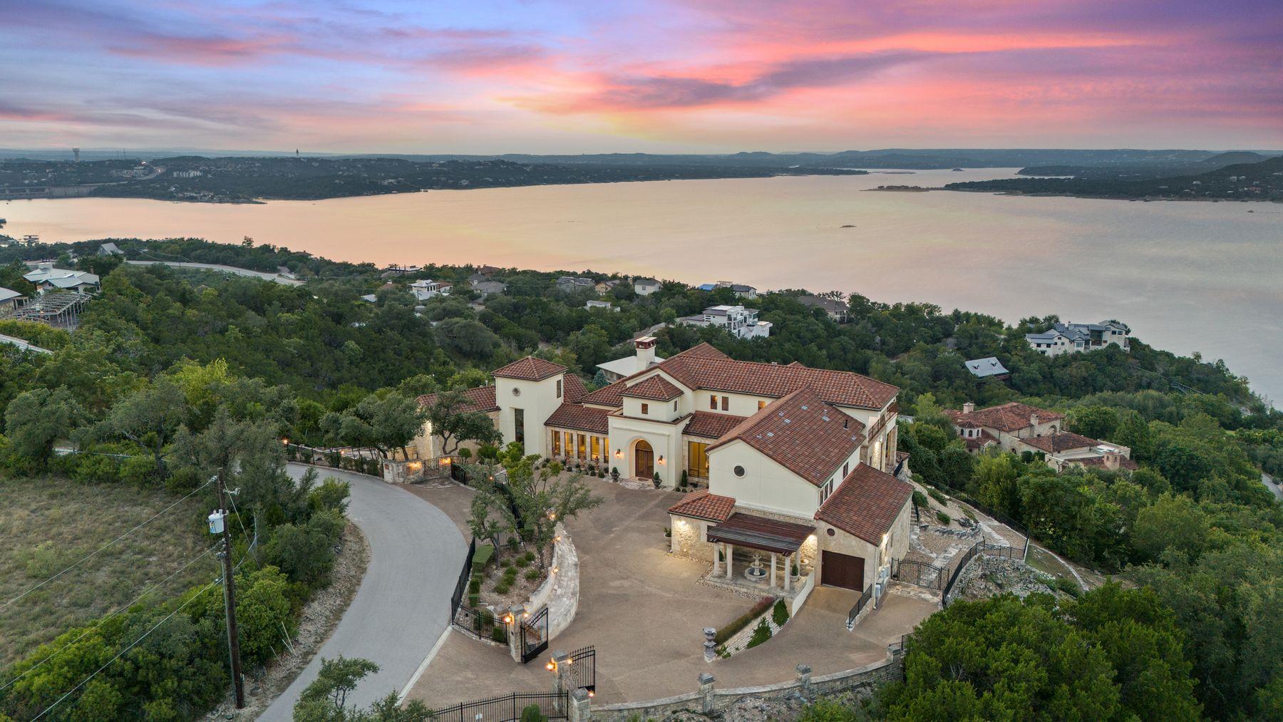 12600 Lyndon Dr, Austin, TX 78732