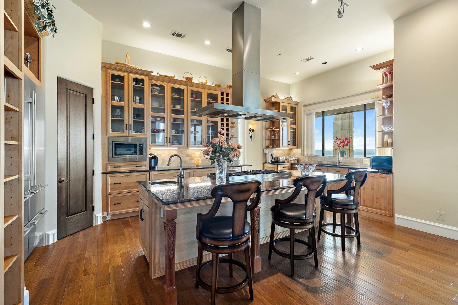 12600 Lyndon Dr, Austin, TX 78732