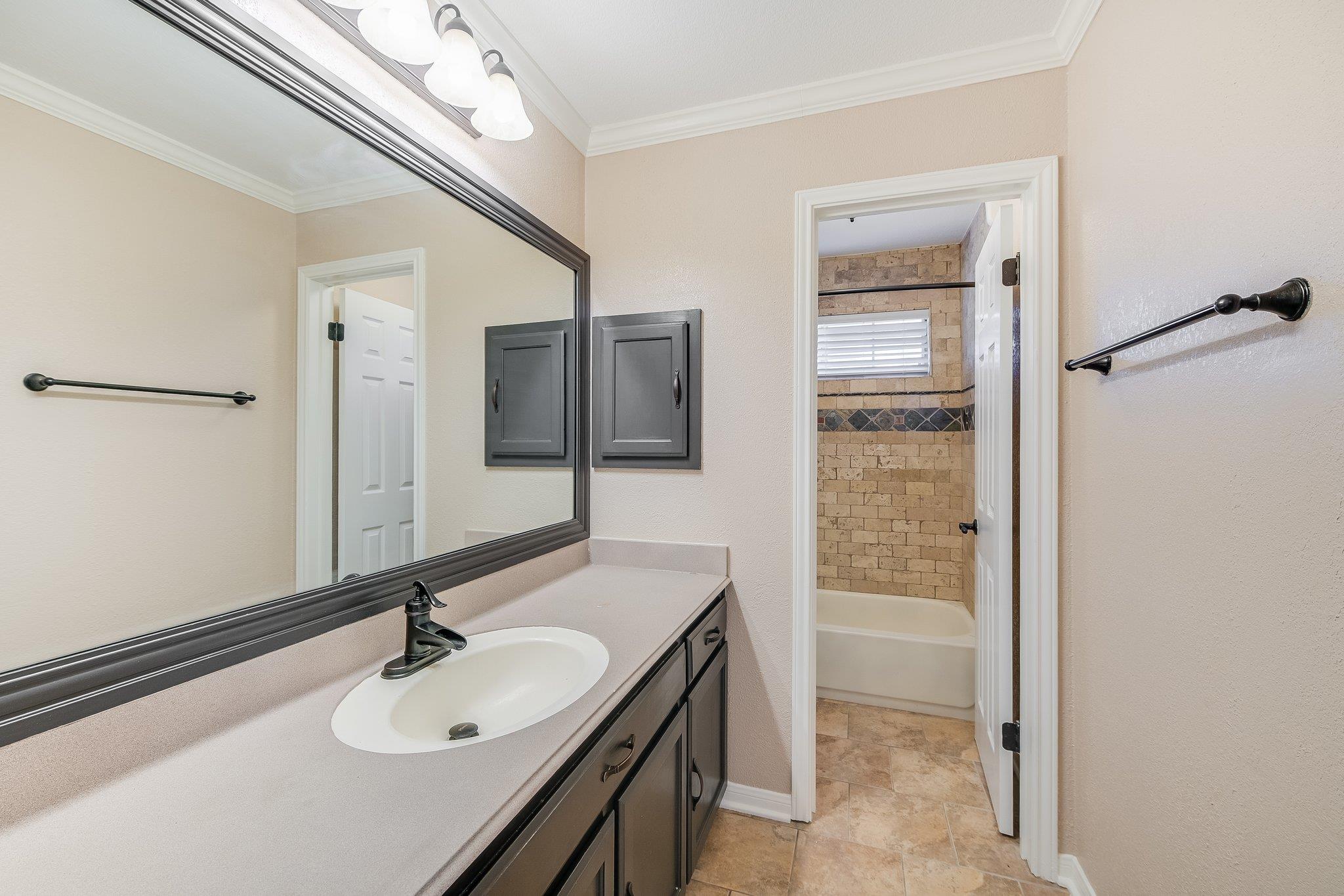 8602 Pepper Rock Dr, Austin, TX 78717