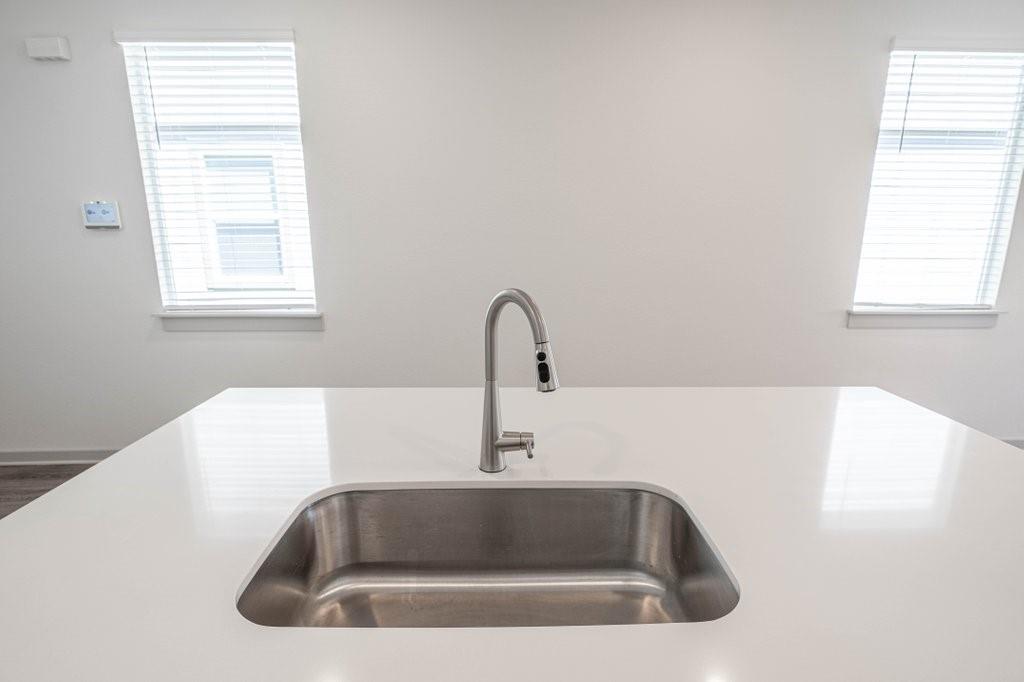 225 New Hampton Way, San Marcos, TX 78666