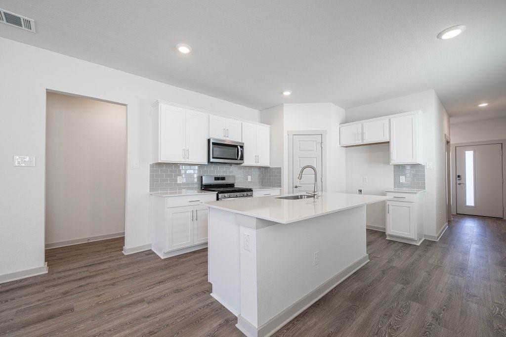 225 New Hampton Way, San Marcos, TX 78666