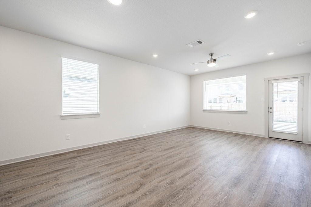 225 New Hampton Way, San Marcos, TX 78666