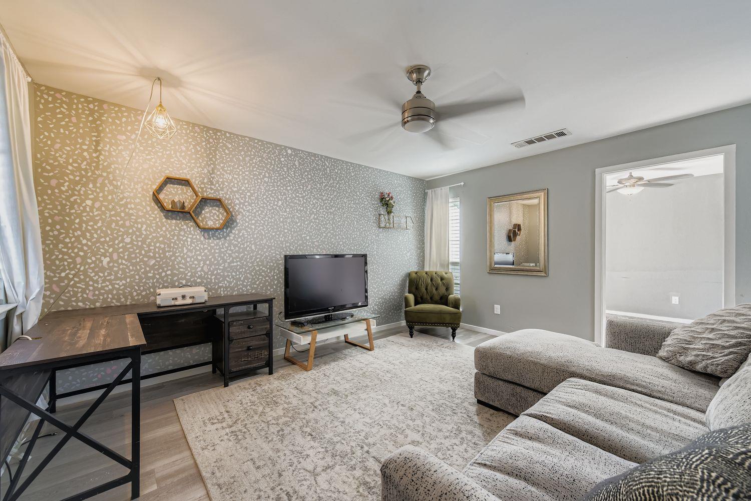 5922 Little Creek Trl, Austin, TX 78744