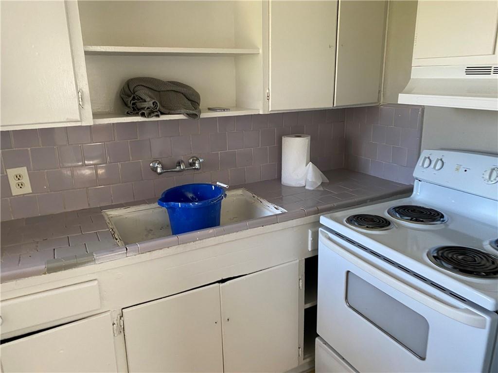 1035 Haynes St, San Marcos, TX 78666