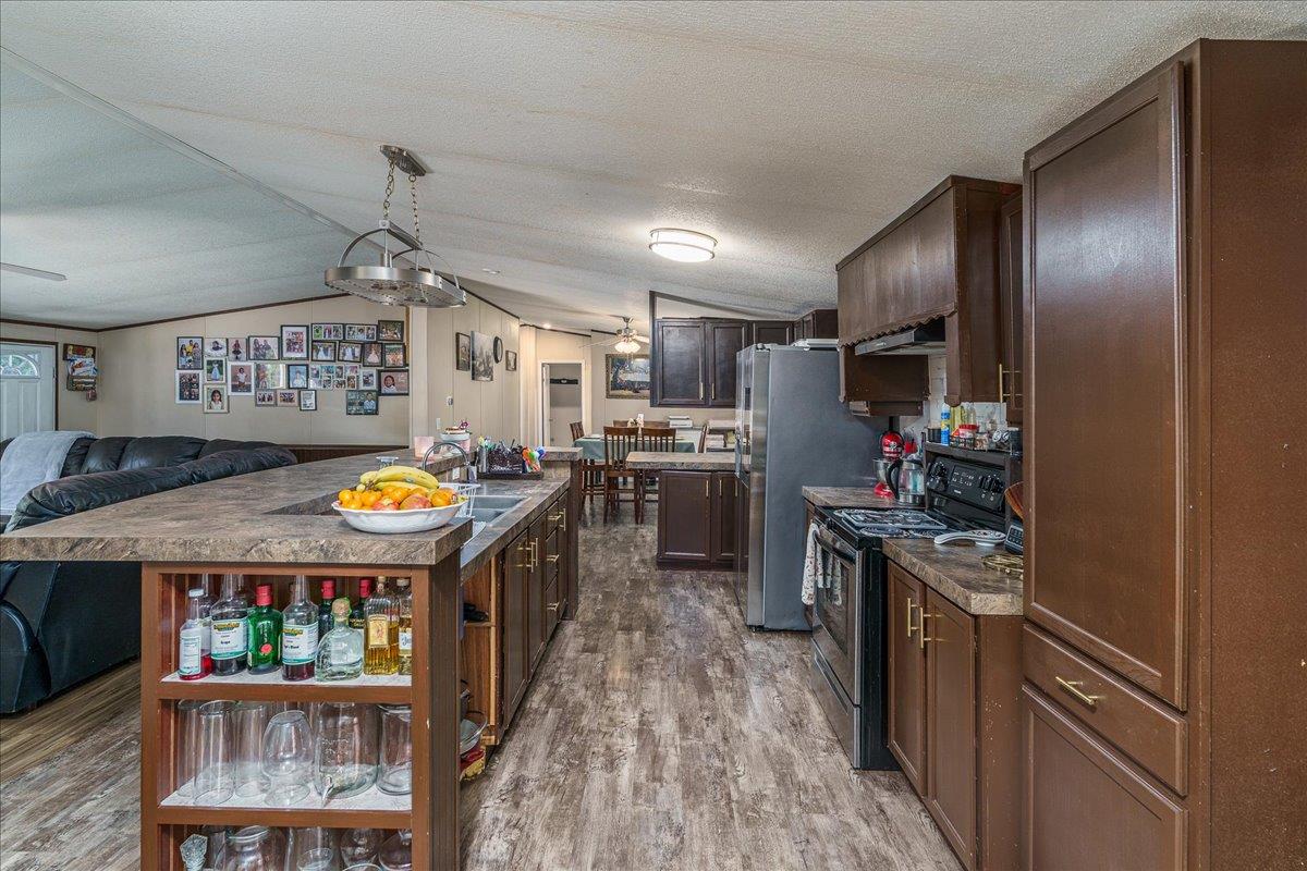 144 Rocky Ln, Bastrop, TX 78602