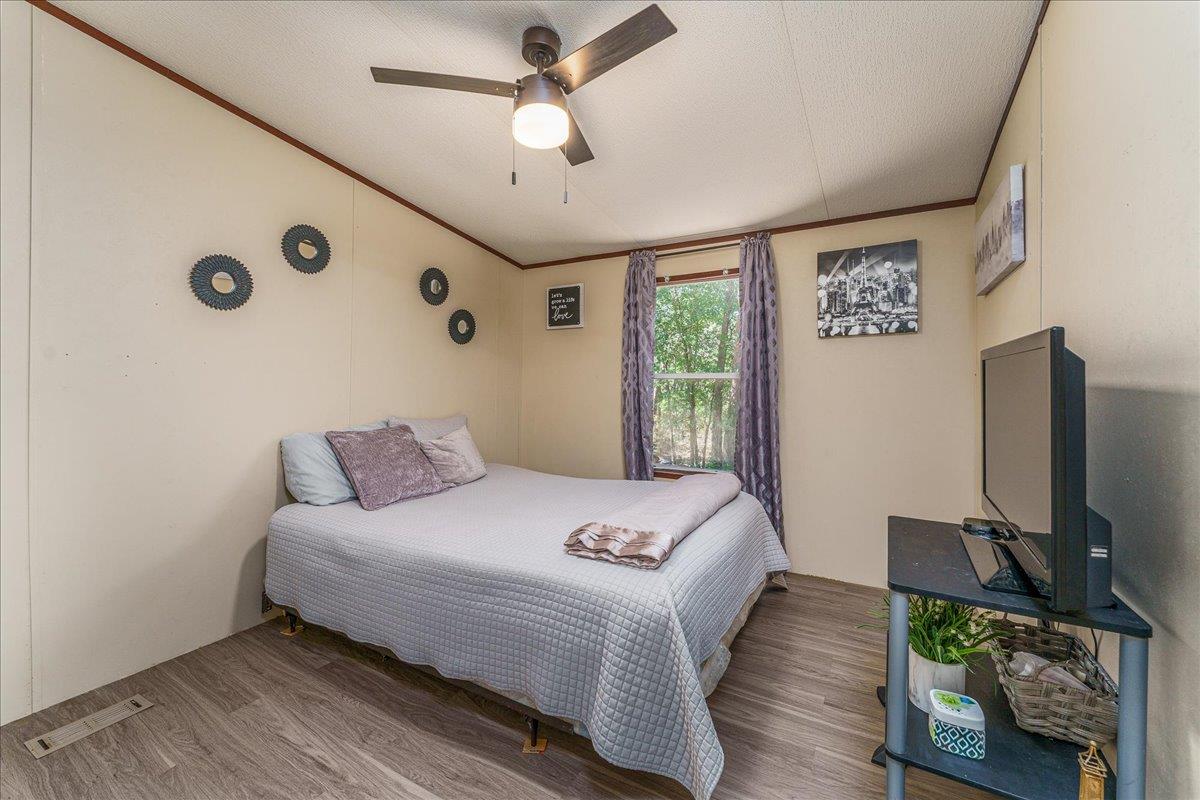 144 Rocky Ln, Bastrop, TX 78602