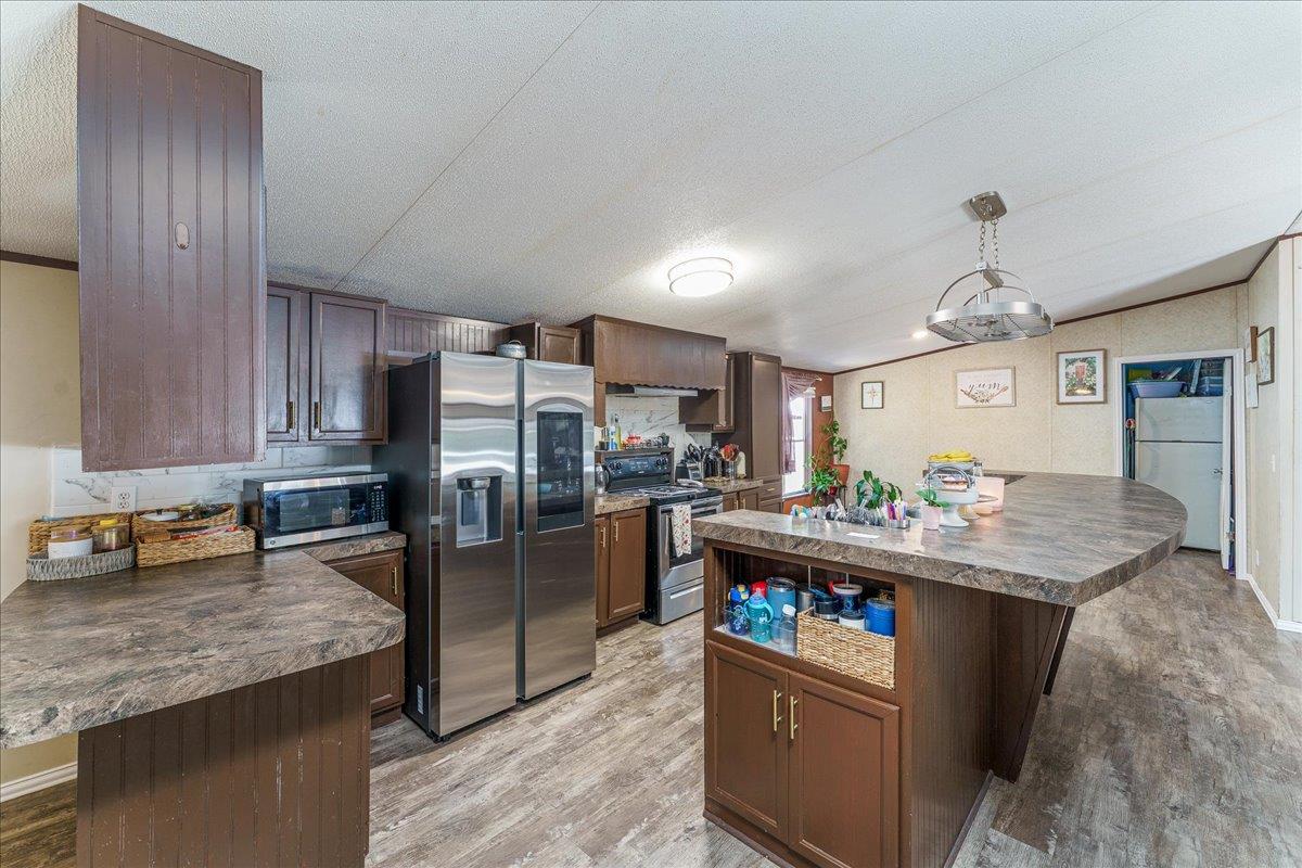 144 Rocky Ln, Bastrop, TX 78602