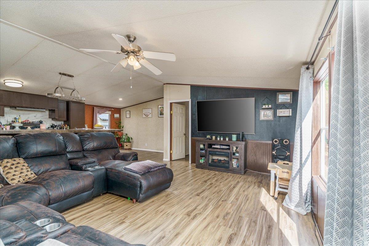 144 Rocky Ln, Bastrop, TX 78602