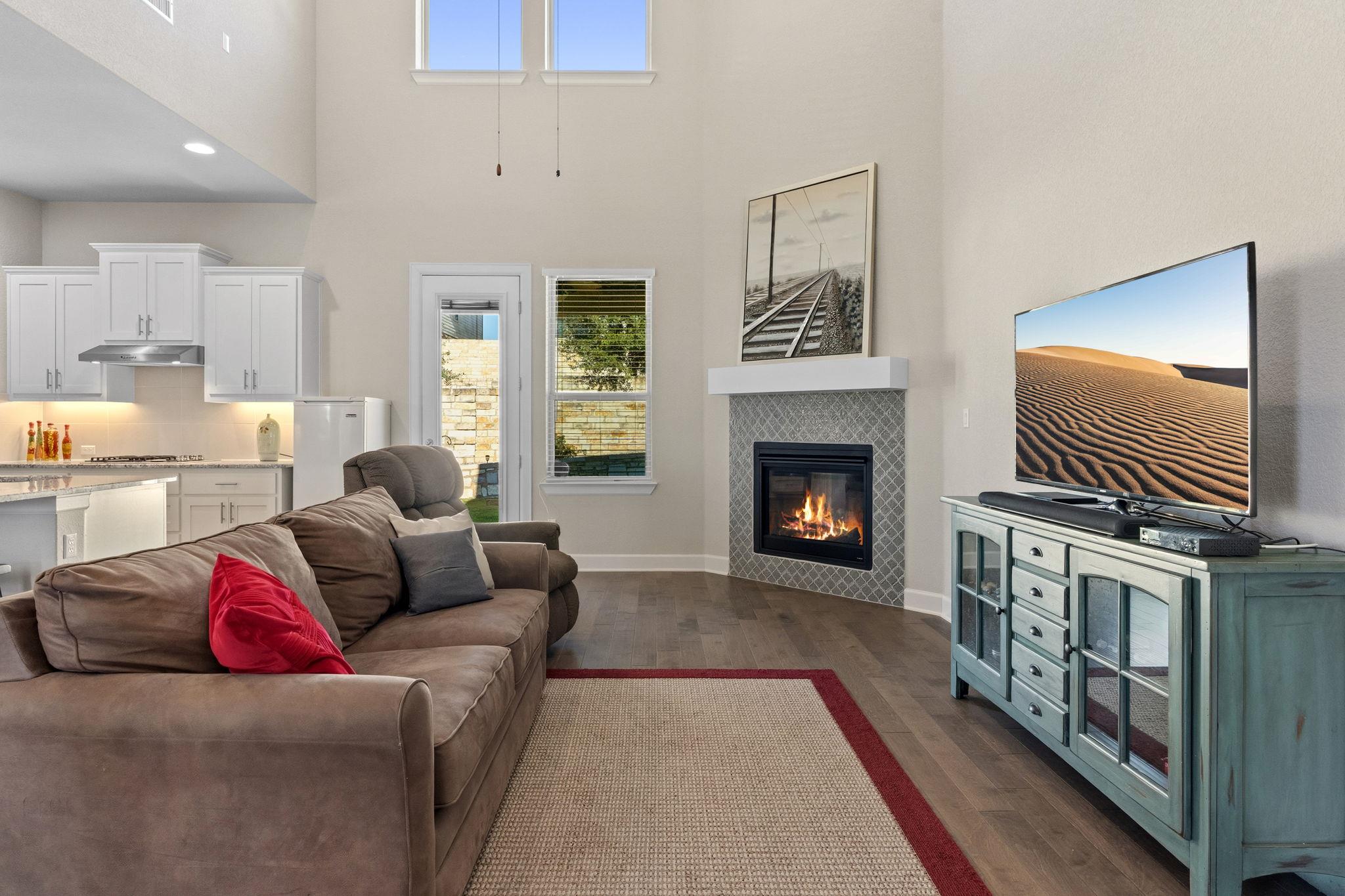 131 Autumn Wood Ln, Austin, TX 78737