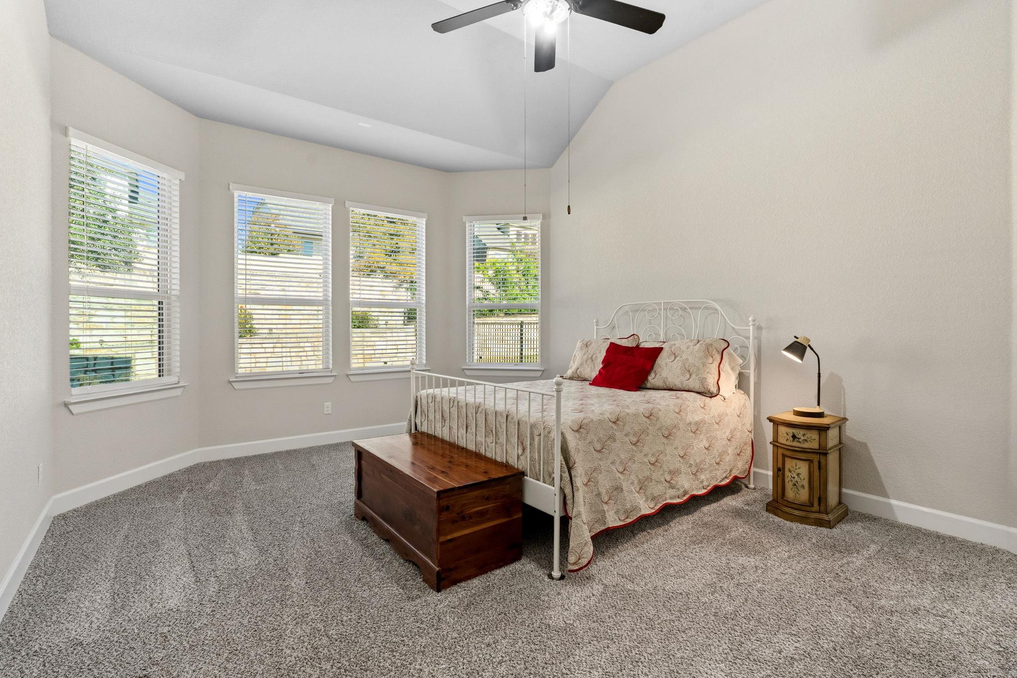 131 Autumn Wood Ln, Austin, TX 78737