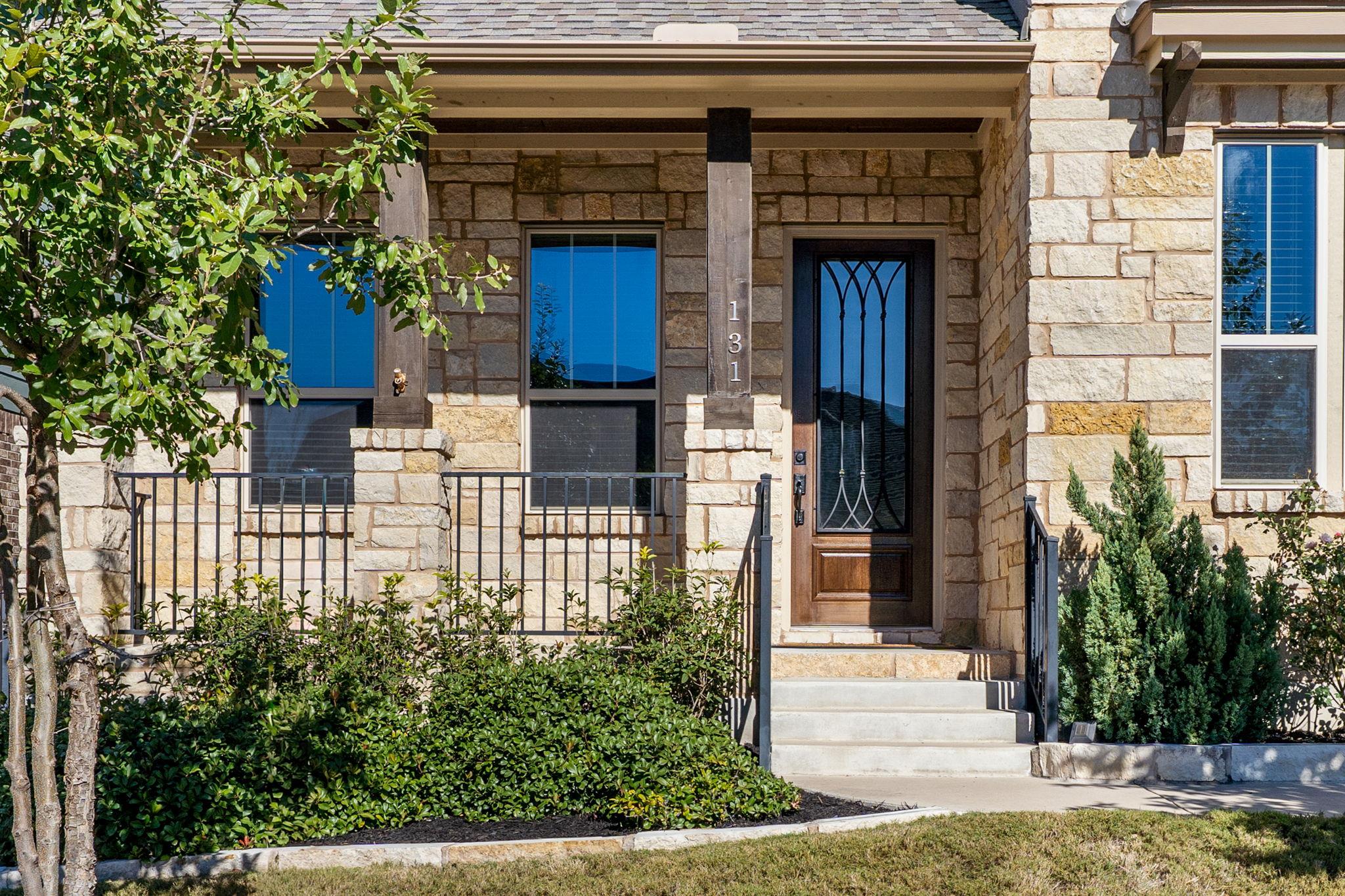 131 Autumn Wood Ln, Austin, TX 78737